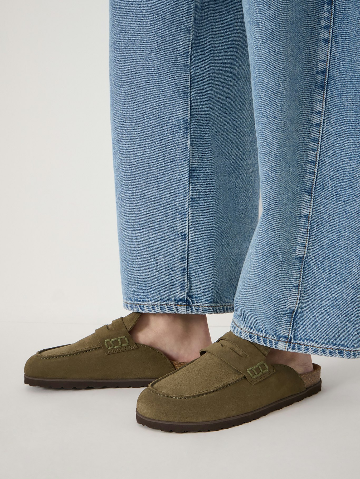 014286-2295-01 Rune Suede Padded Mules