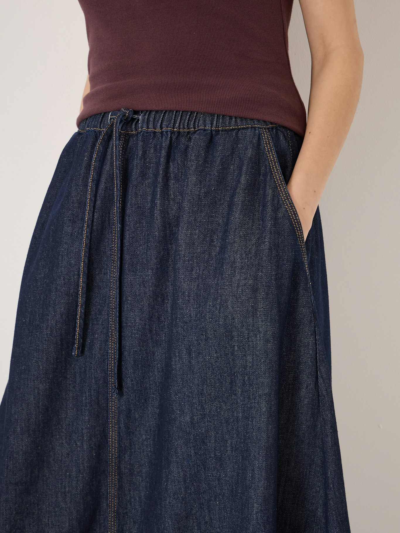 014442-4519-04 Betty Tiered Denim Midi Skirt