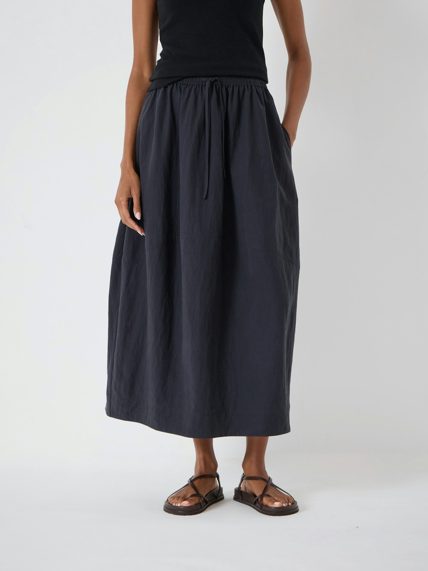 014483-1658-02 Isla Barrel Skirt