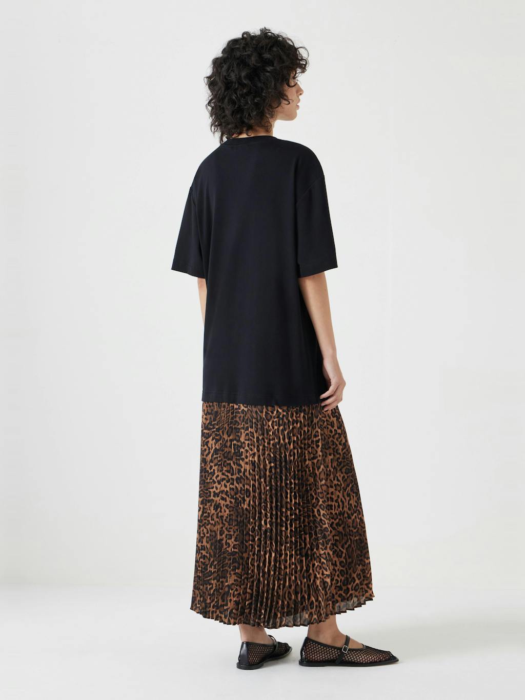 013254-4728-03 Esme Short Sleeve Pleated Midi Dress