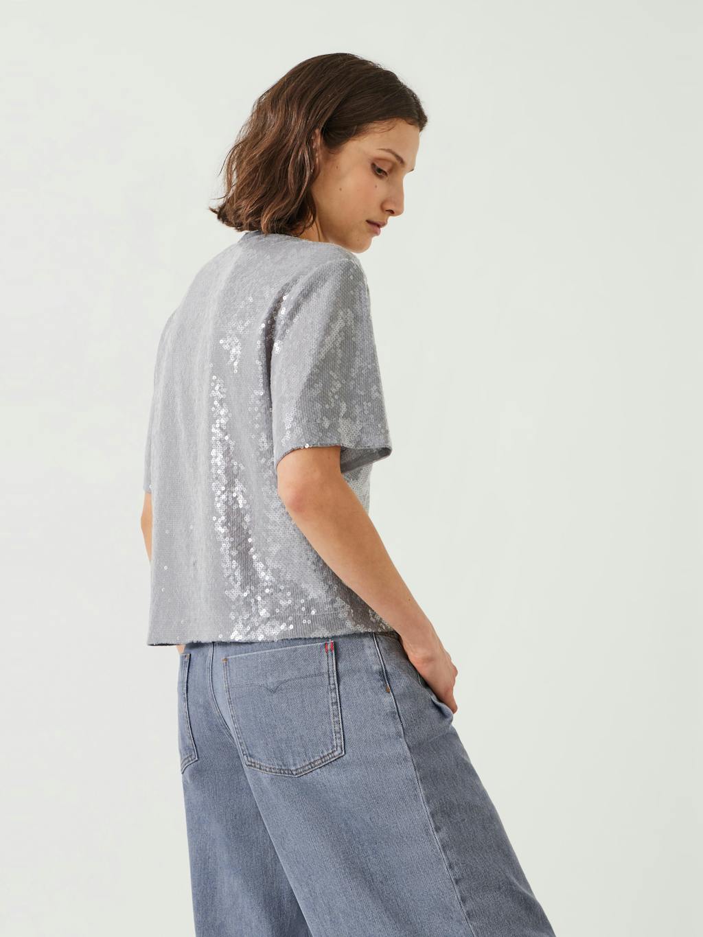 012682-0198-03 Holly Sequin T-Shirt