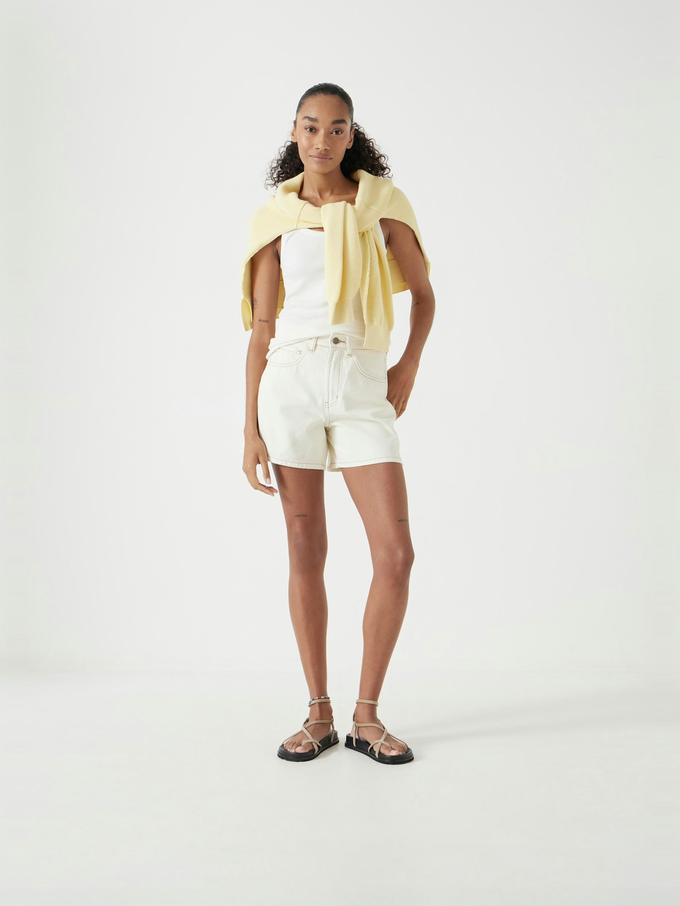 012717-2899-01 Essential Denim Shorts