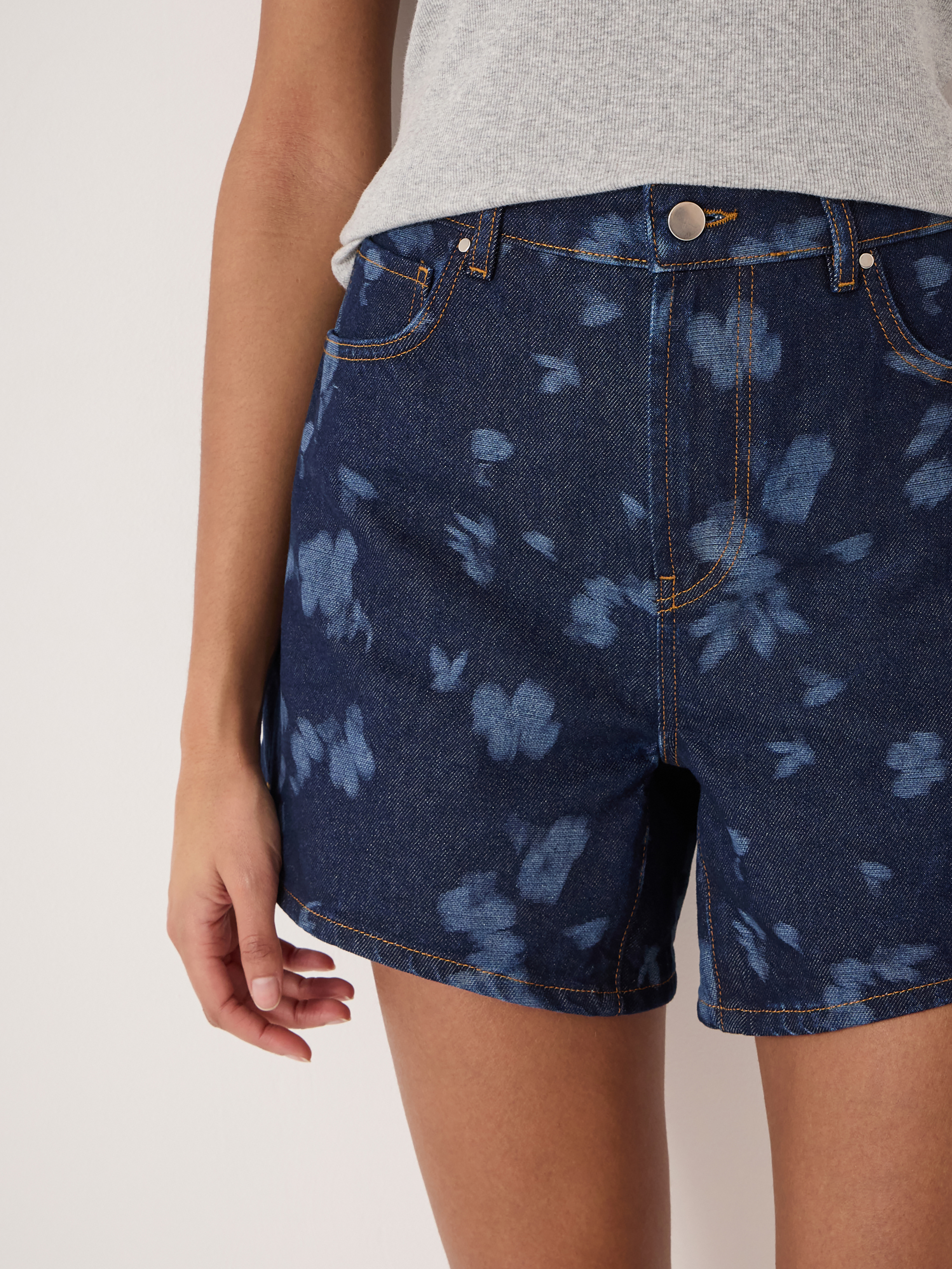 Floral Print Essential Denim Shorts
