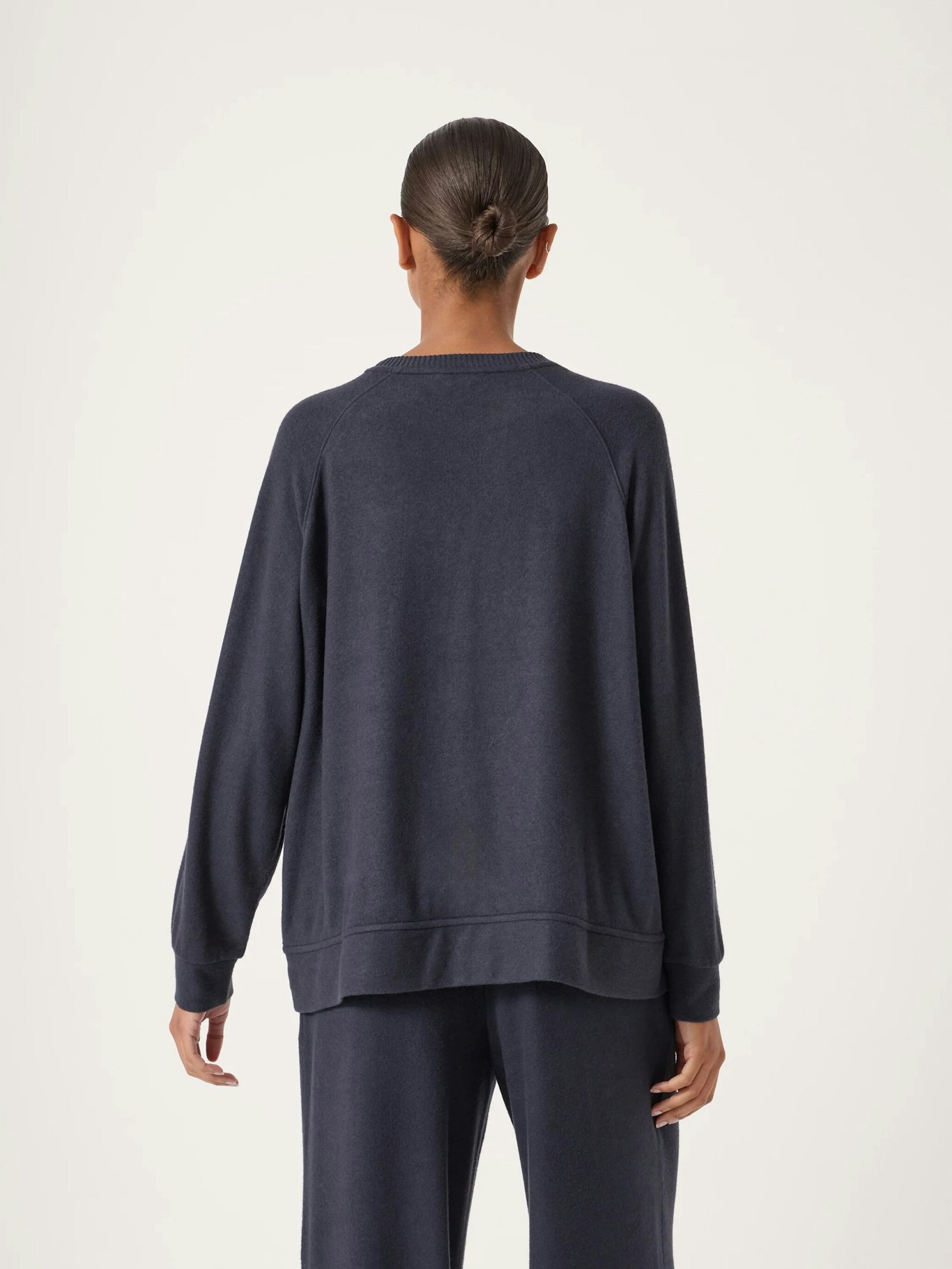 013876-1658-03 Elle Supersoft Raglan Top