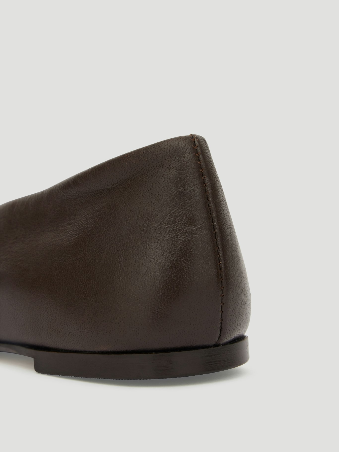 015220-0450-04 Bertie Round Toe Leather Ballet Flats