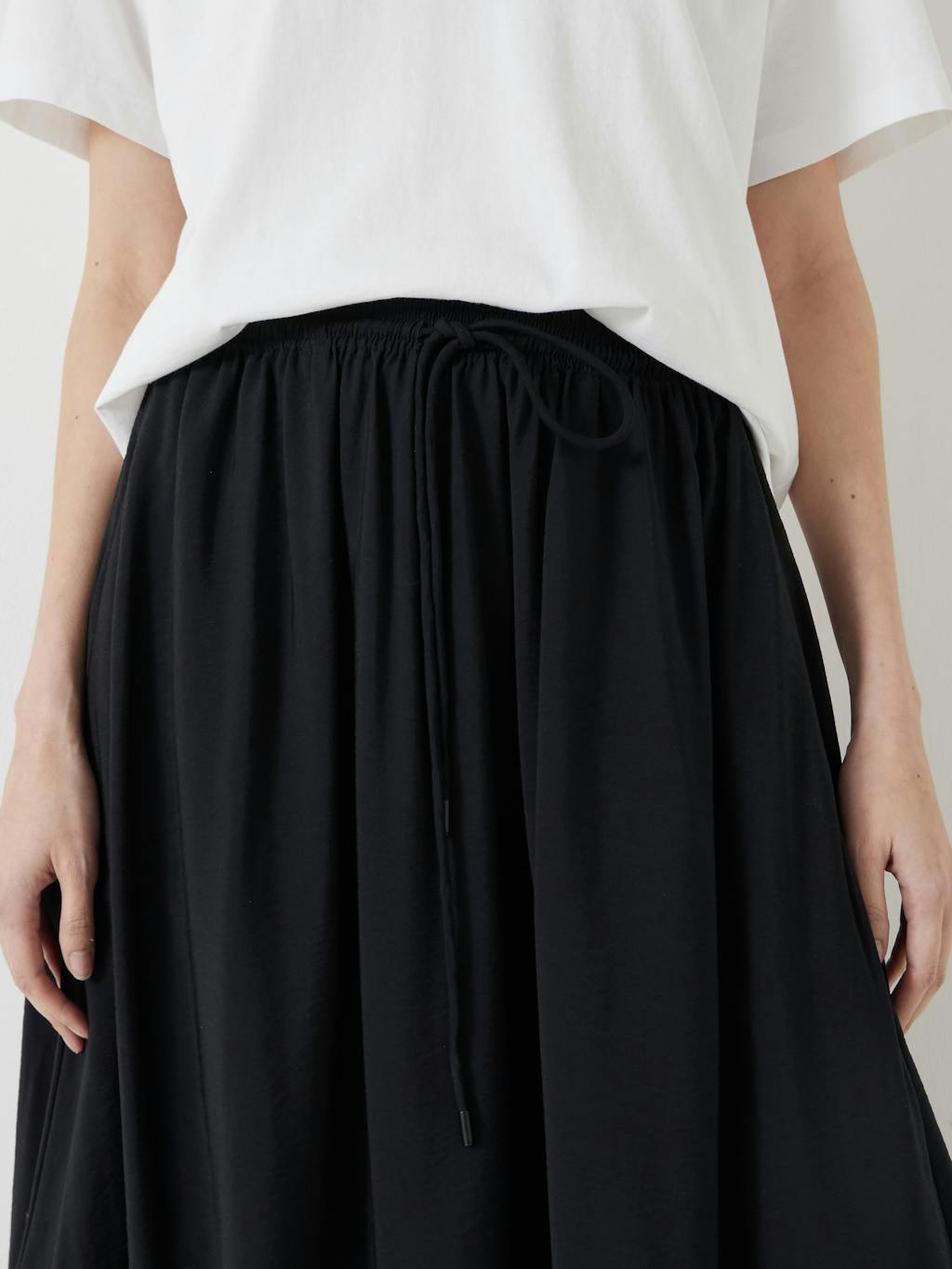013419-0456-04 Air Flow Balloon Midi Skirt