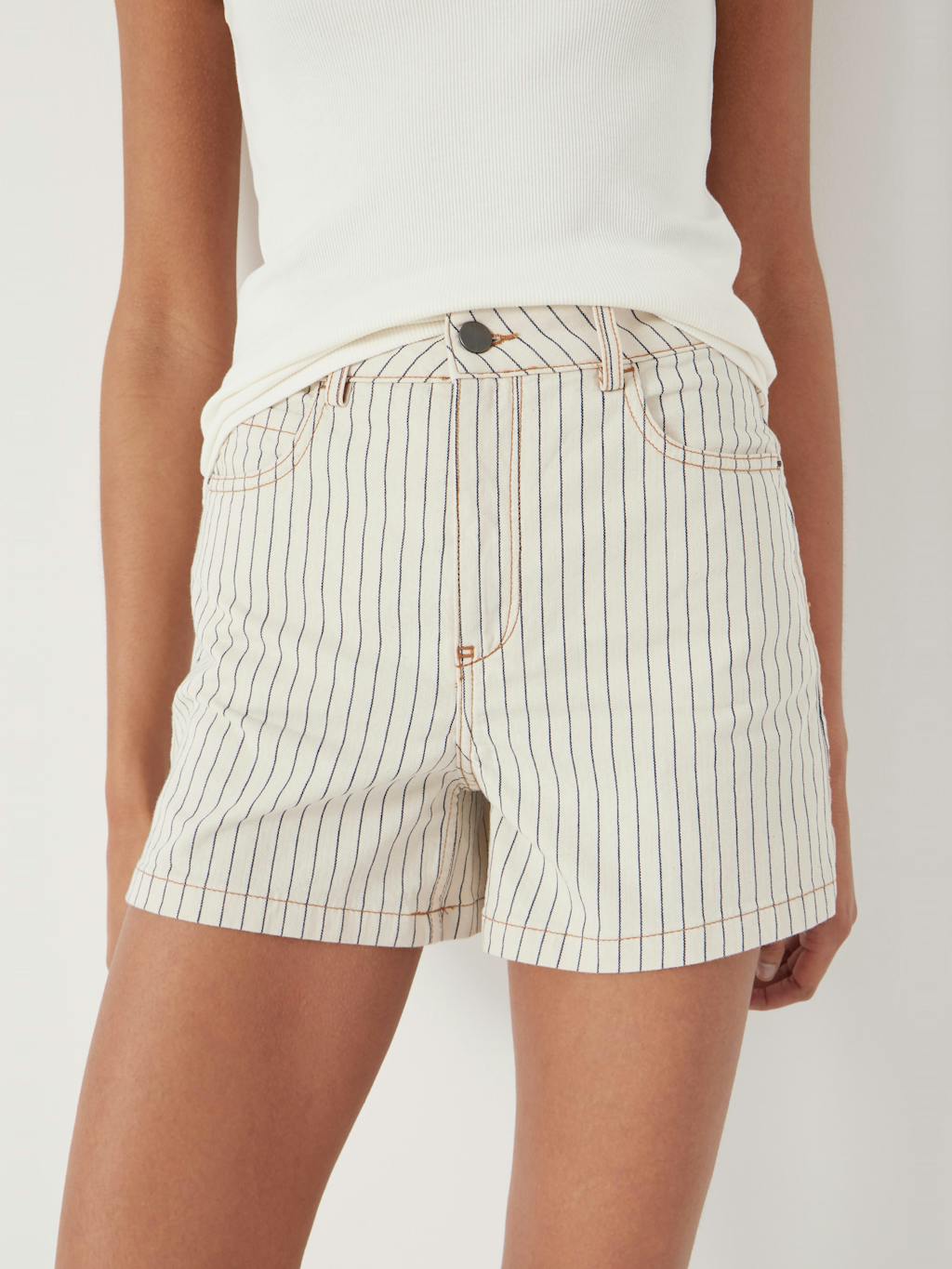 013283-2899-04 Stripe Denim Shorts