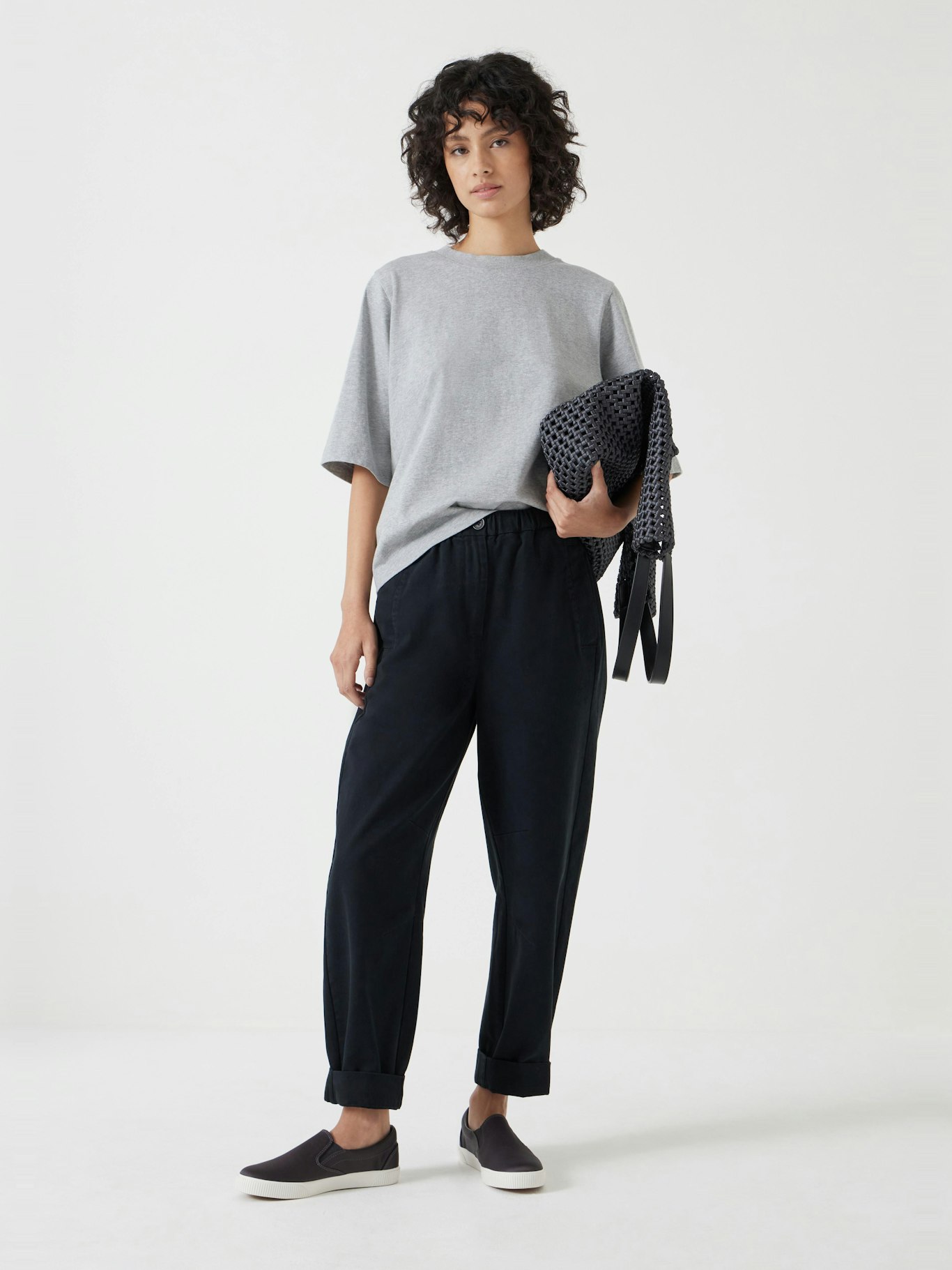 013228-4426-02 Romina Heavyweight Cotton T-Shirt