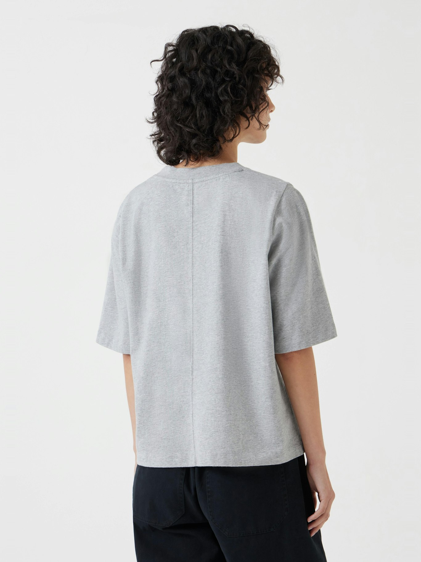 013228-4426-03 Romina Heavyweight Cotton T-Shirt