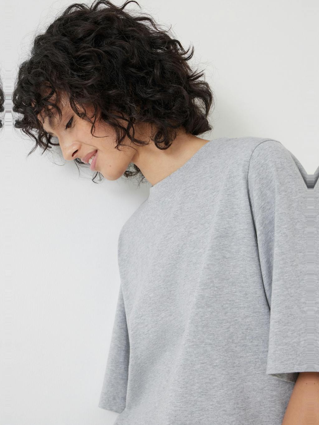 013228-4426-04 Romina Heavyweight Cotton T-Shirt