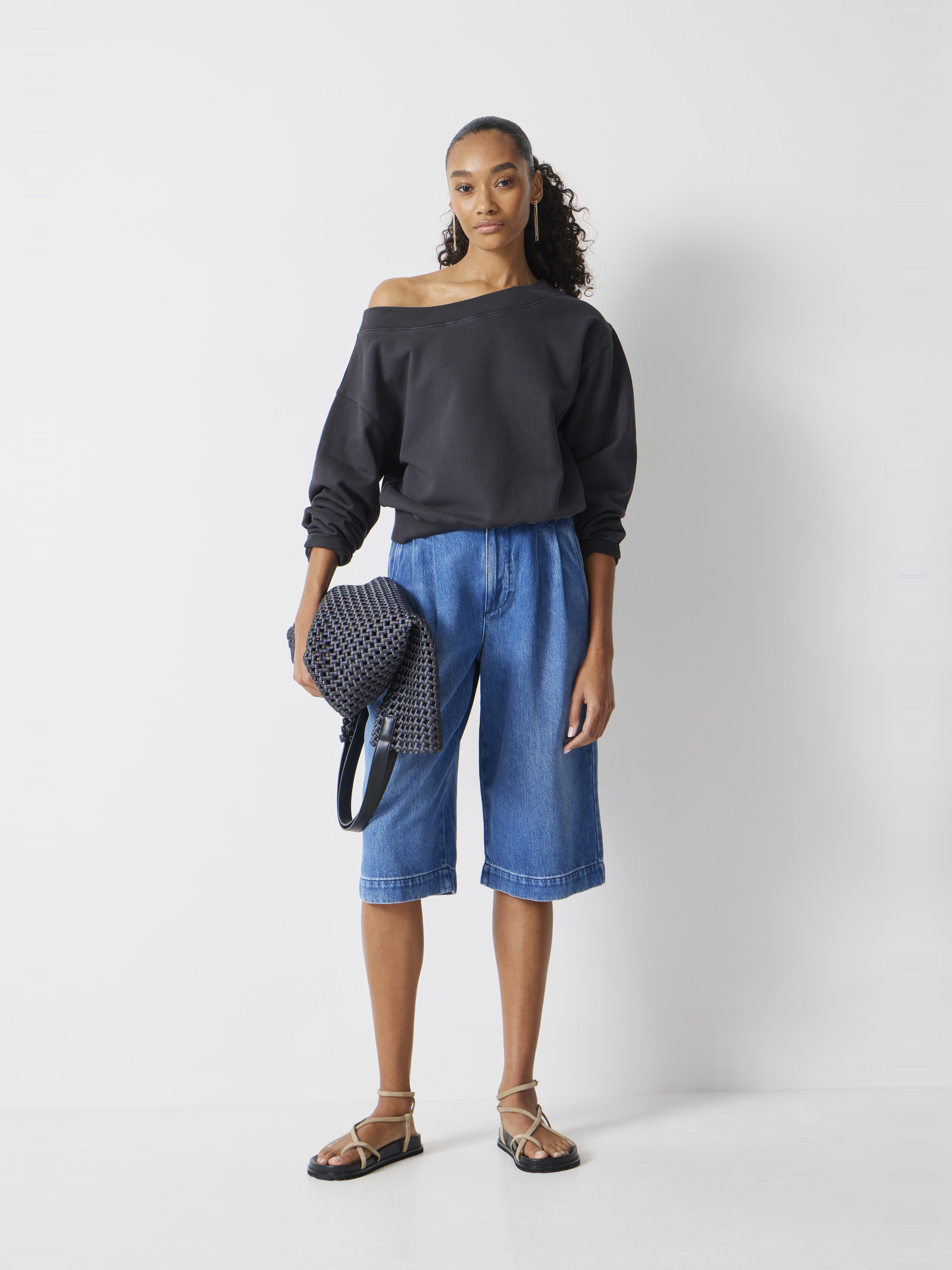 Carlota Off Shoulder Sweatshirt
