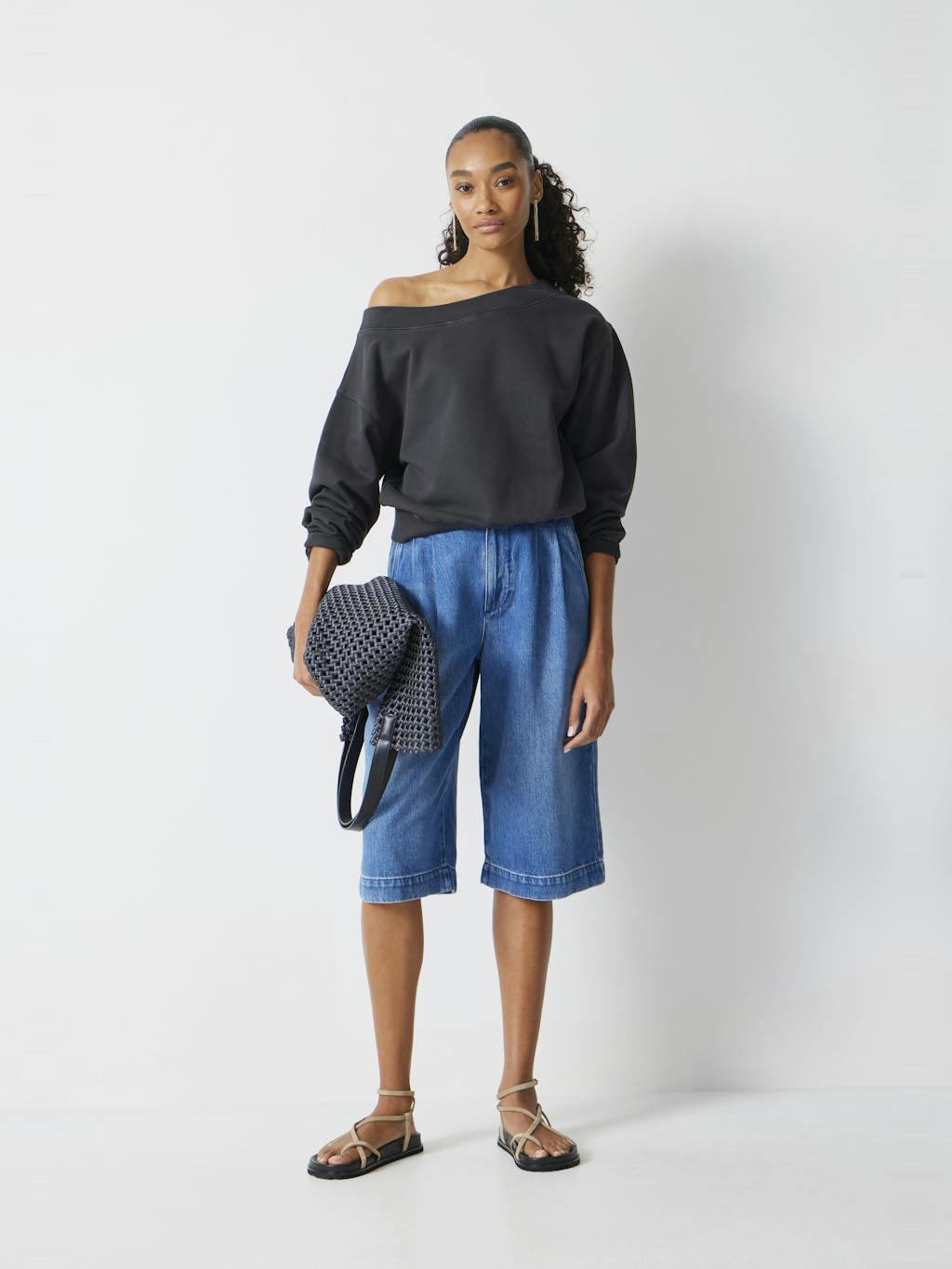 013388-4800-10 Carlota Off Shoulder Sweatshirt