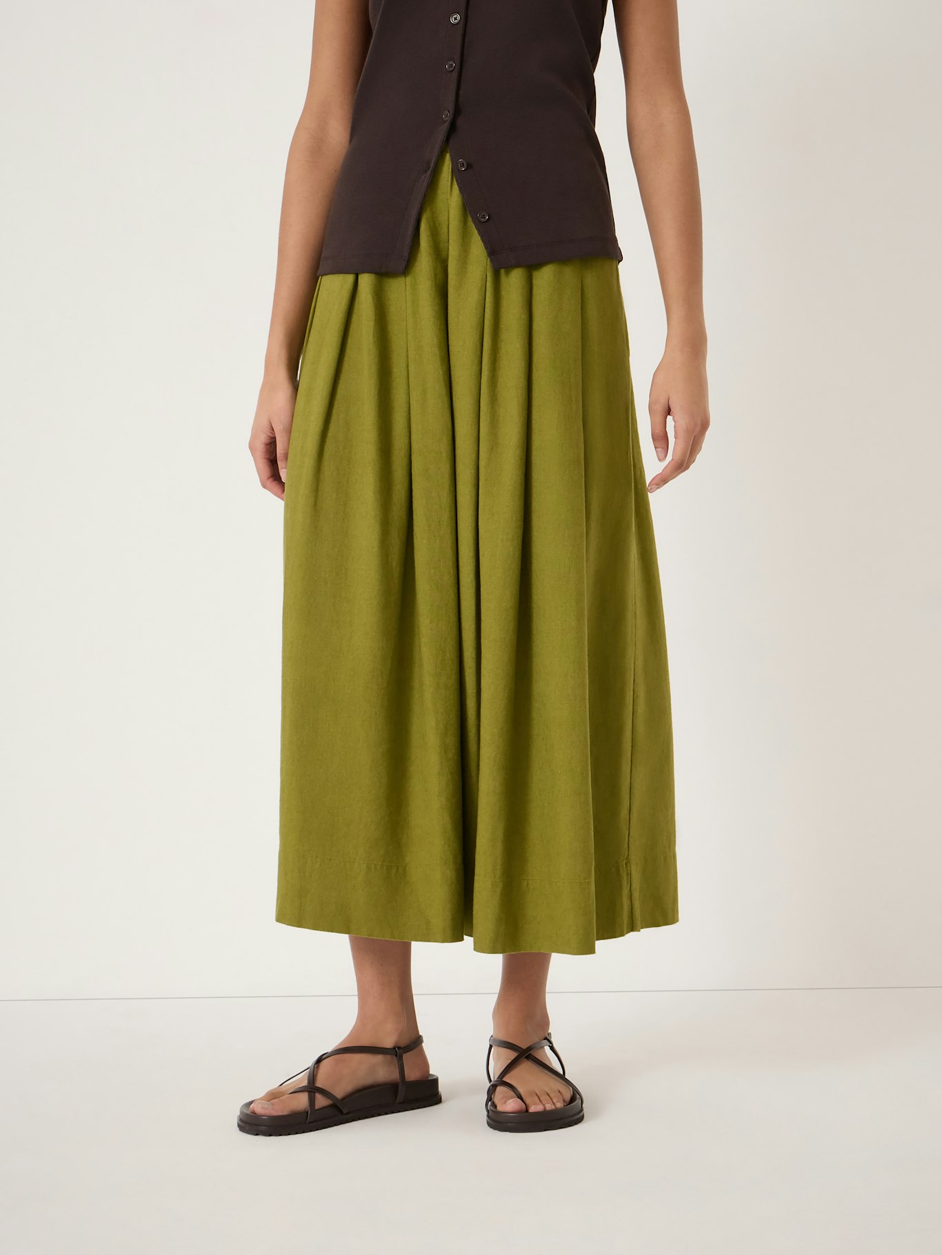 012960-2253-02 Ivy Pleated Linen Blend Midi Skirt
