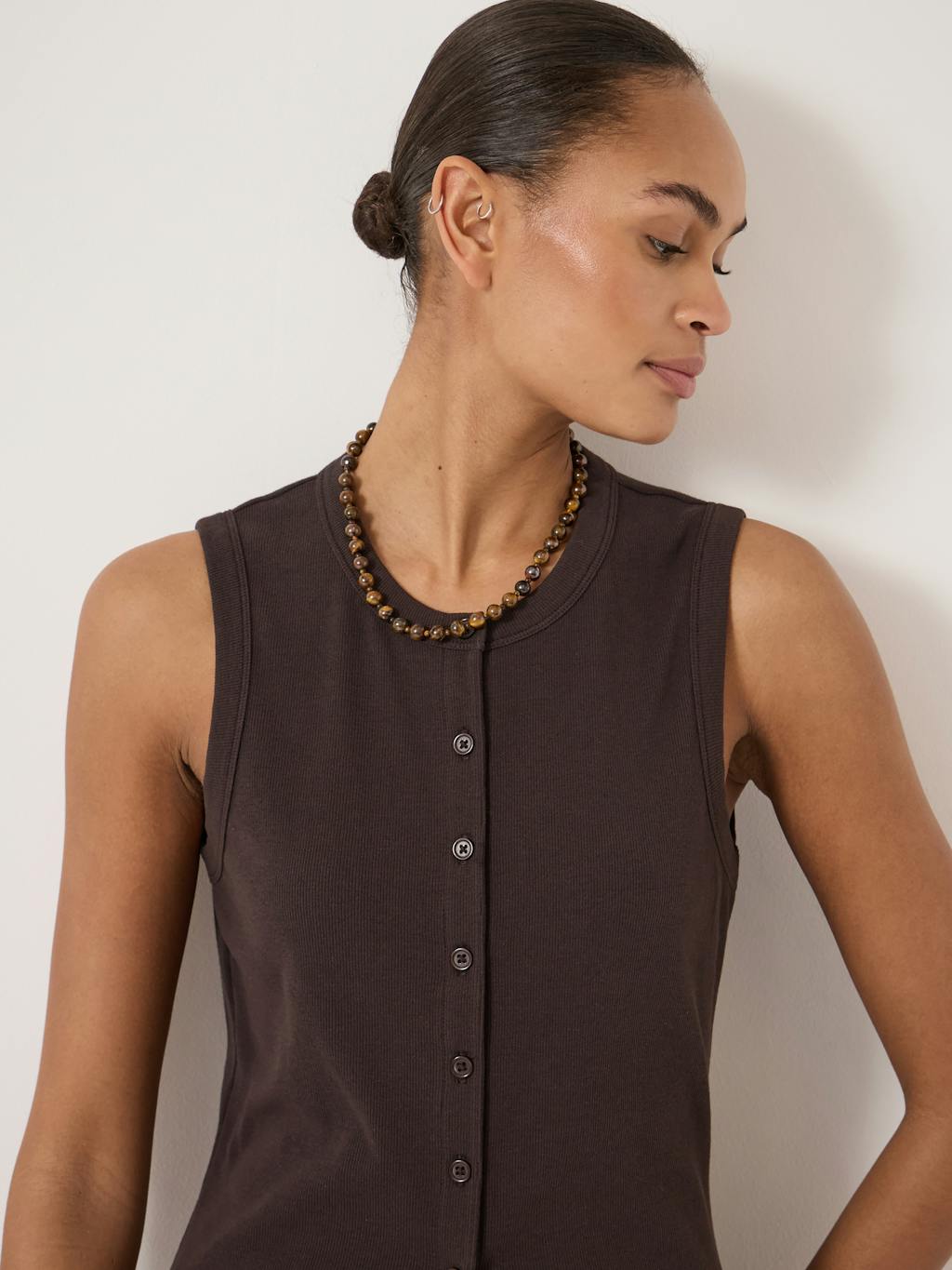 014630-0450-04 Ayana Button Ribbed Vest
