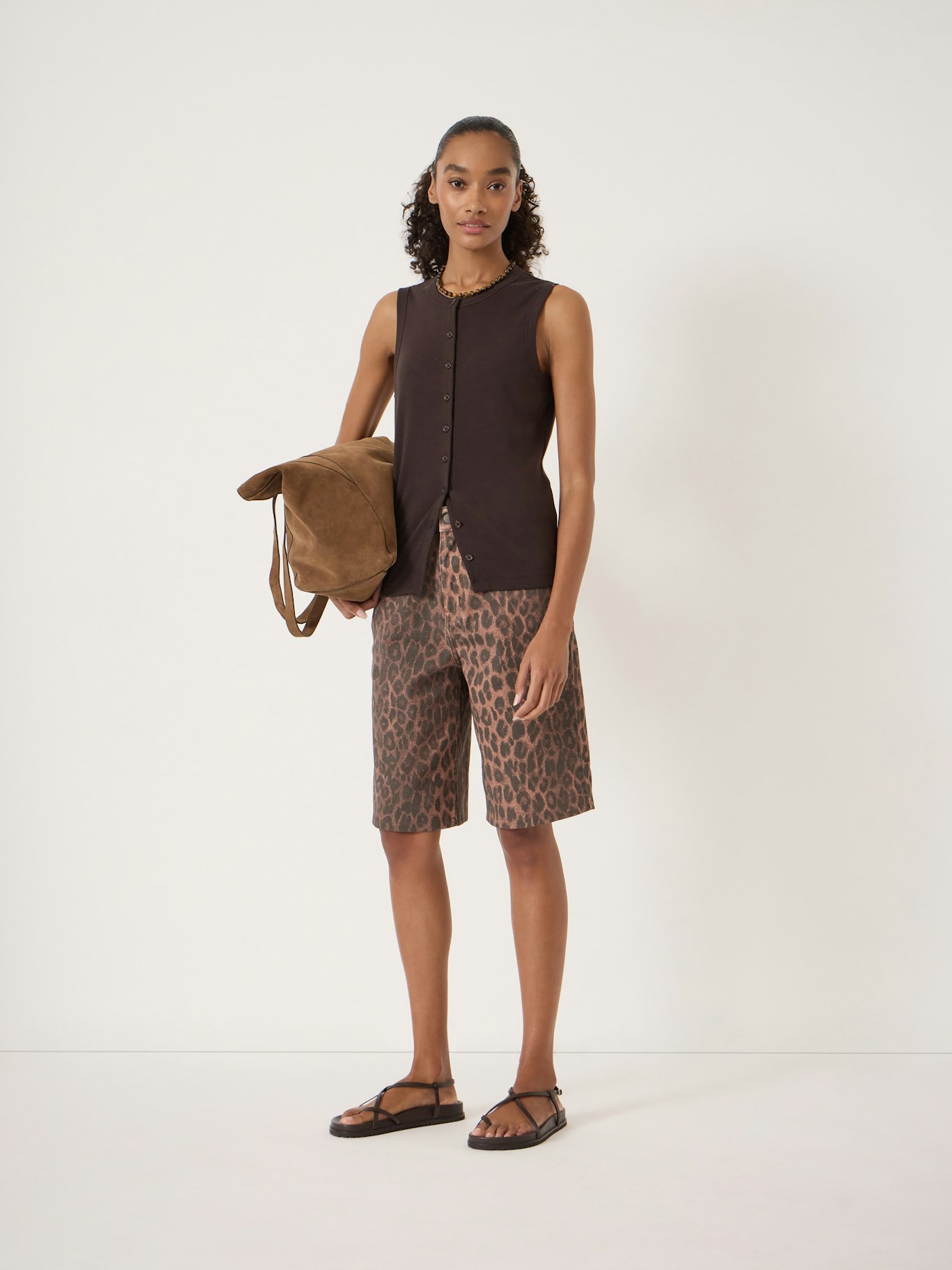 014856-4716-01 Leopard Print Long Denim Bermuda Shorts