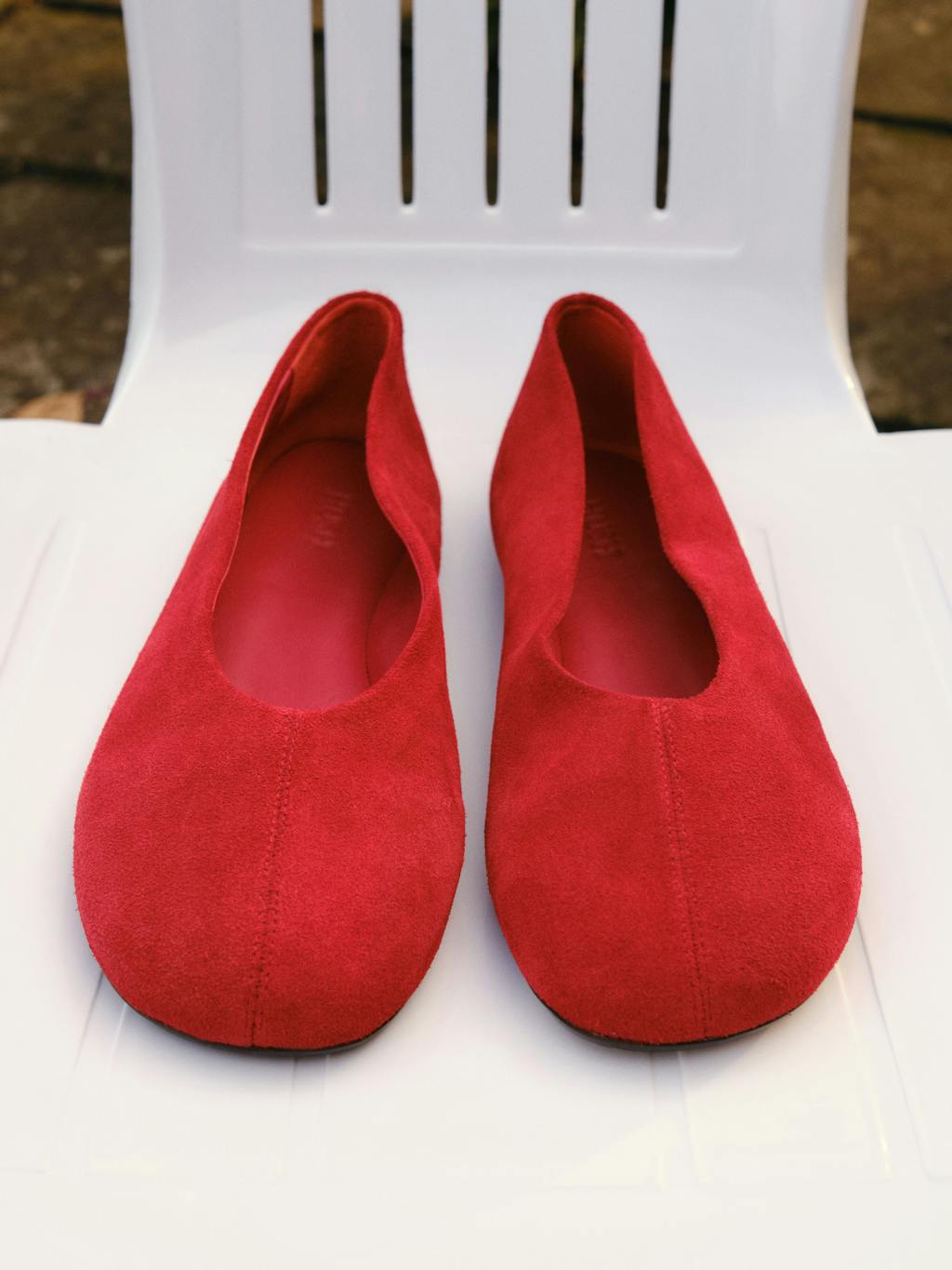 014411-0982-10 Bertie Round Toe Suede Ballet Flats