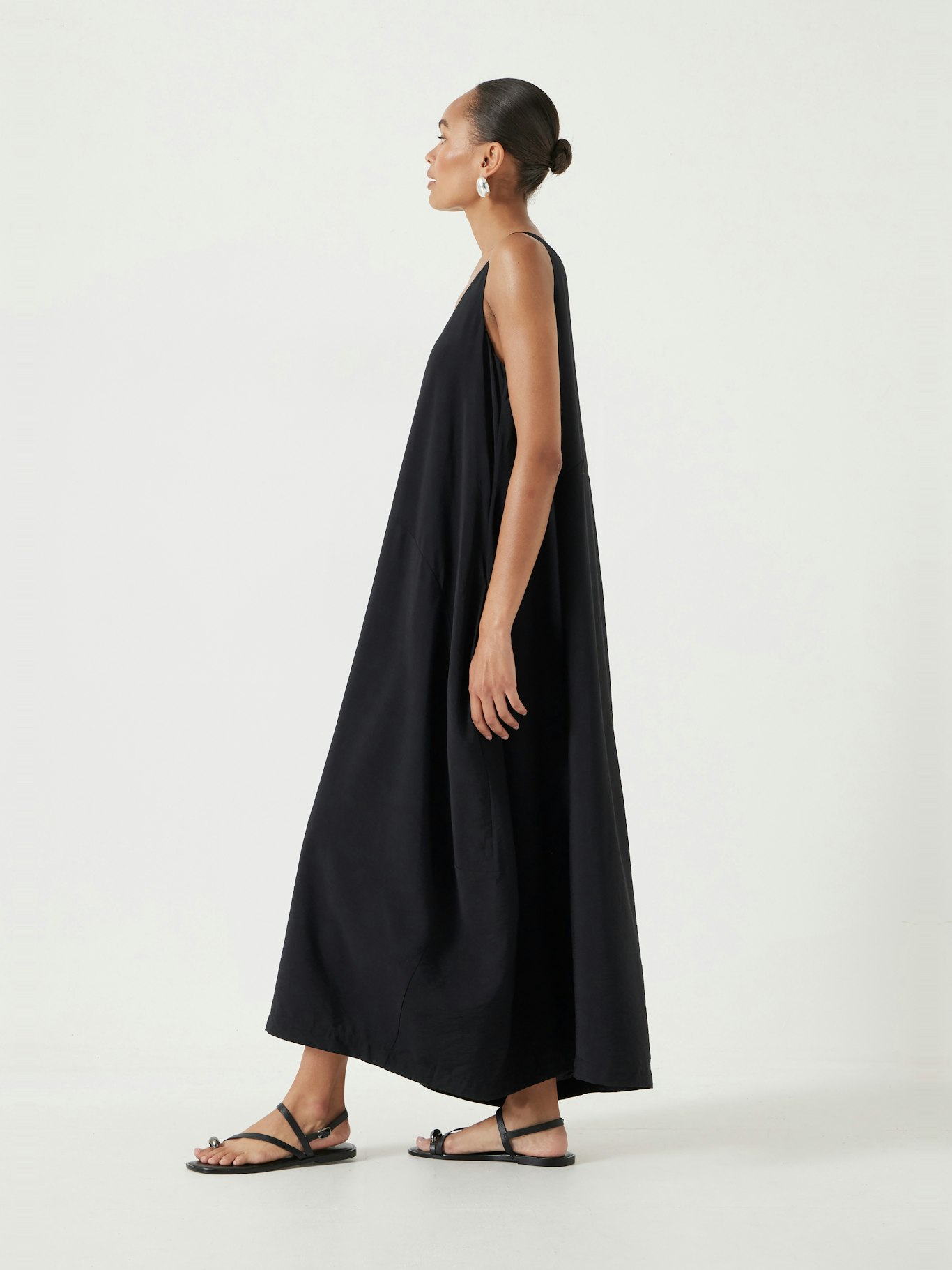 Liddie Air Flow Barrel Tank Dress | Black | hush Liddie Air Flow Barrel Tank Dress | Black | hush