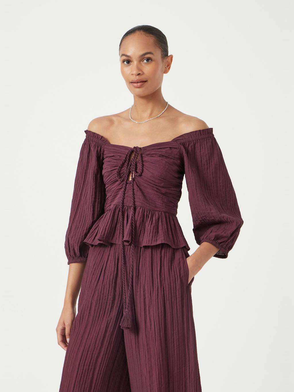 013753-3278-01 Zoe Crinkle Peplum Top