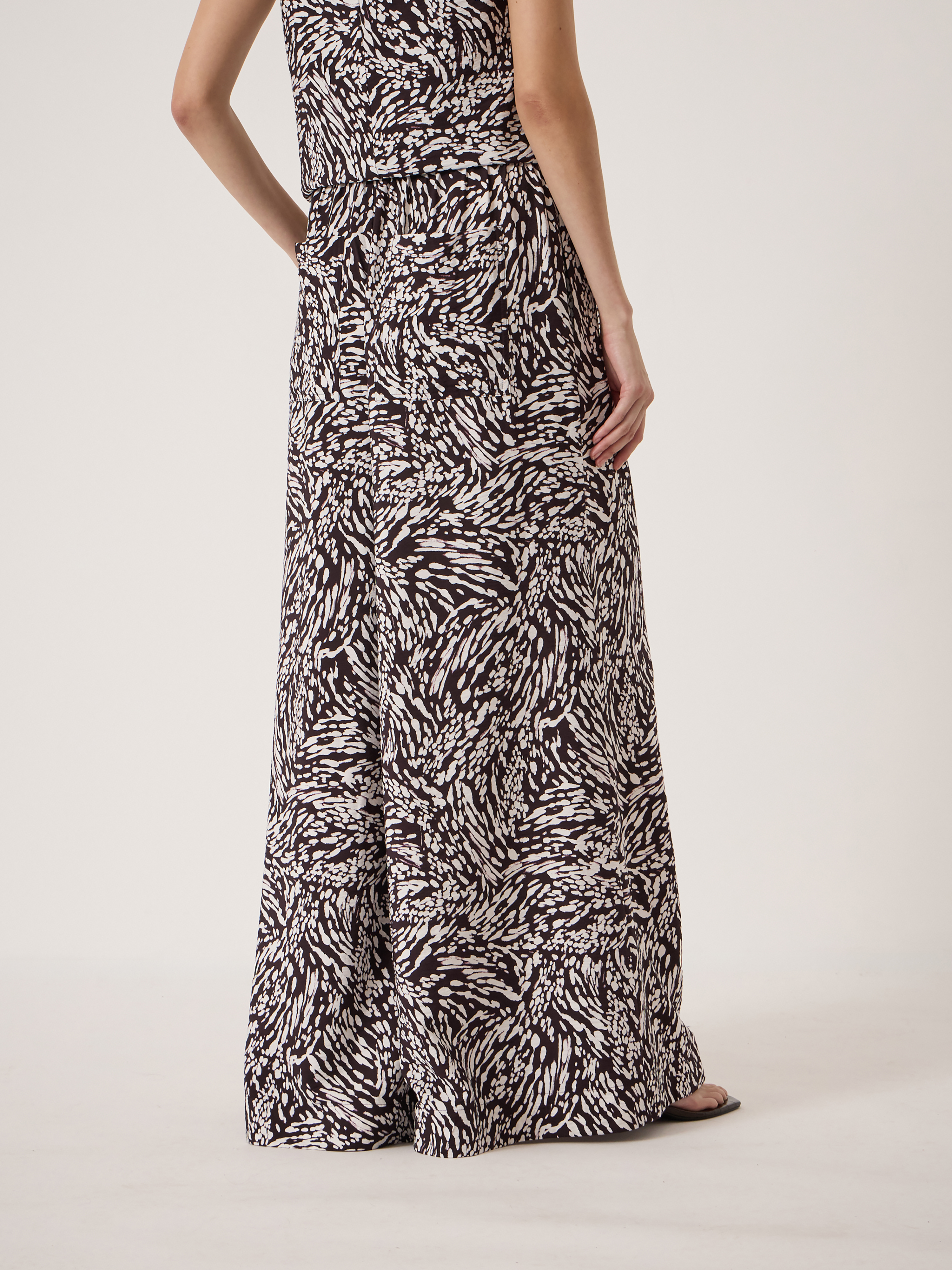 Arwen Air Flow Extra Wide Leg Trouser