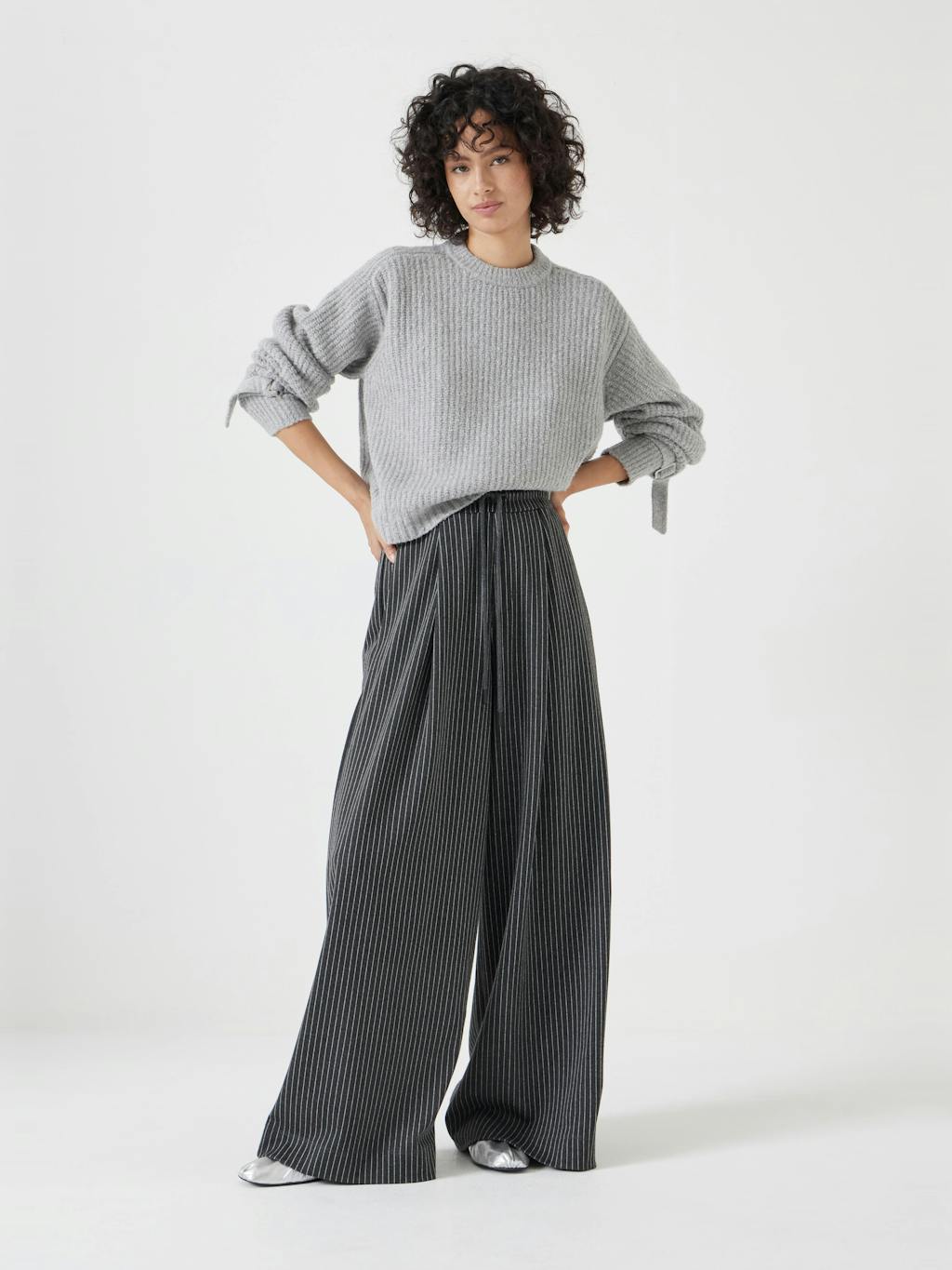 012950-2804-02 Tie and Buckle Detail Textured Knitted Jumper