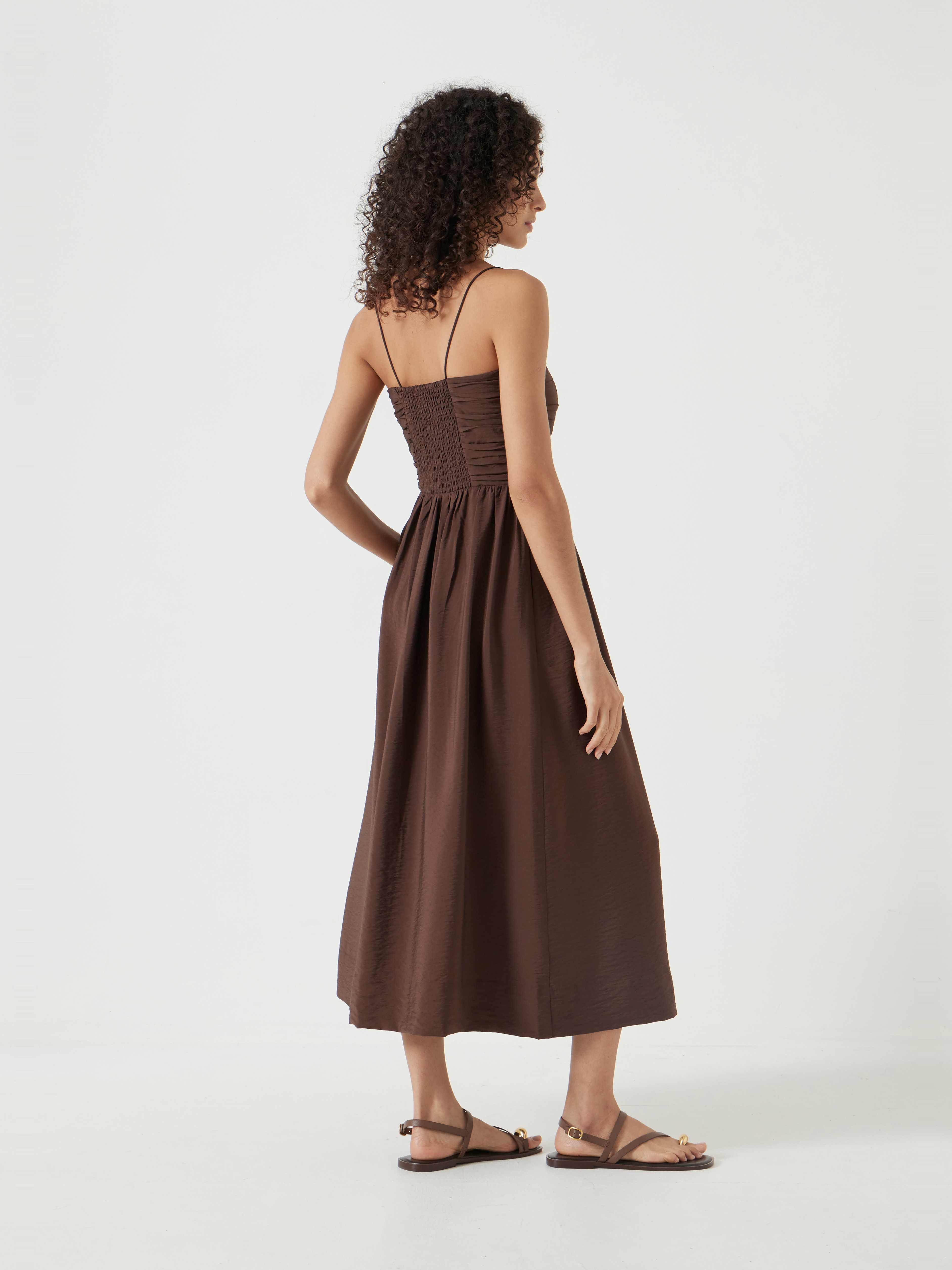 Air Flow Strappy Gathered Midi Dress