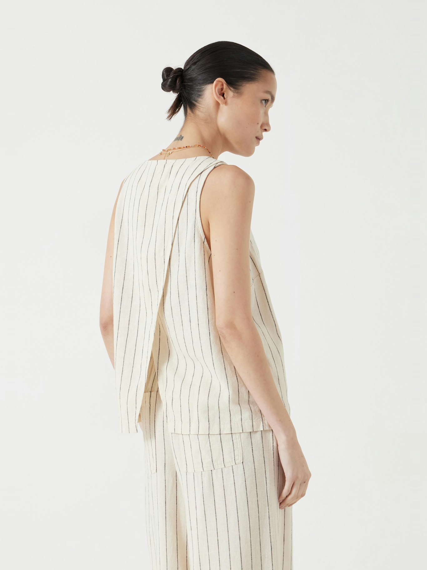 012939-0222-03 Phoebe Linen Blend Stripe Waistcoat