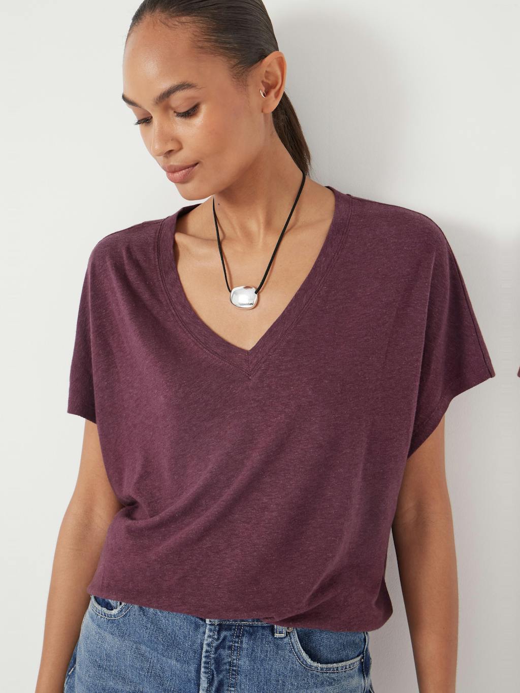 012888-3278-04 Rosalia Linen Blend V Neck T-Shirt