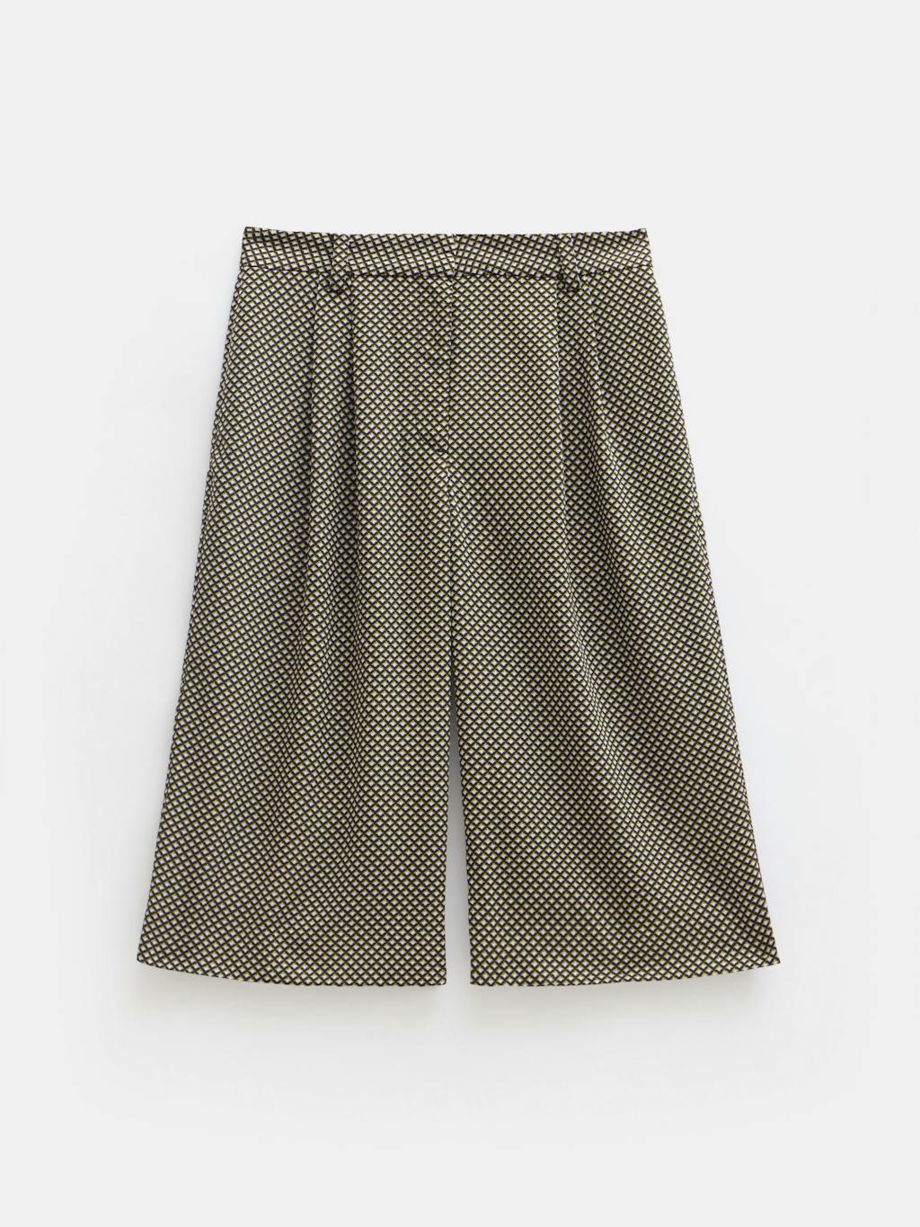 013253-4783-07 Printed Bermuda Short