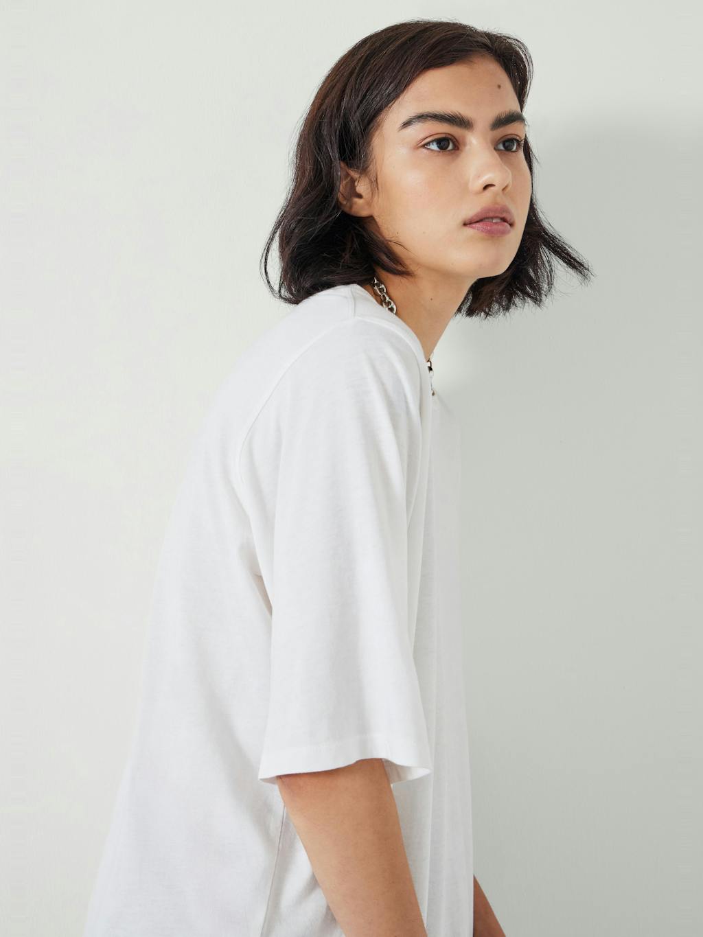 012549-0001-04 Reece Drapey T-Shirt