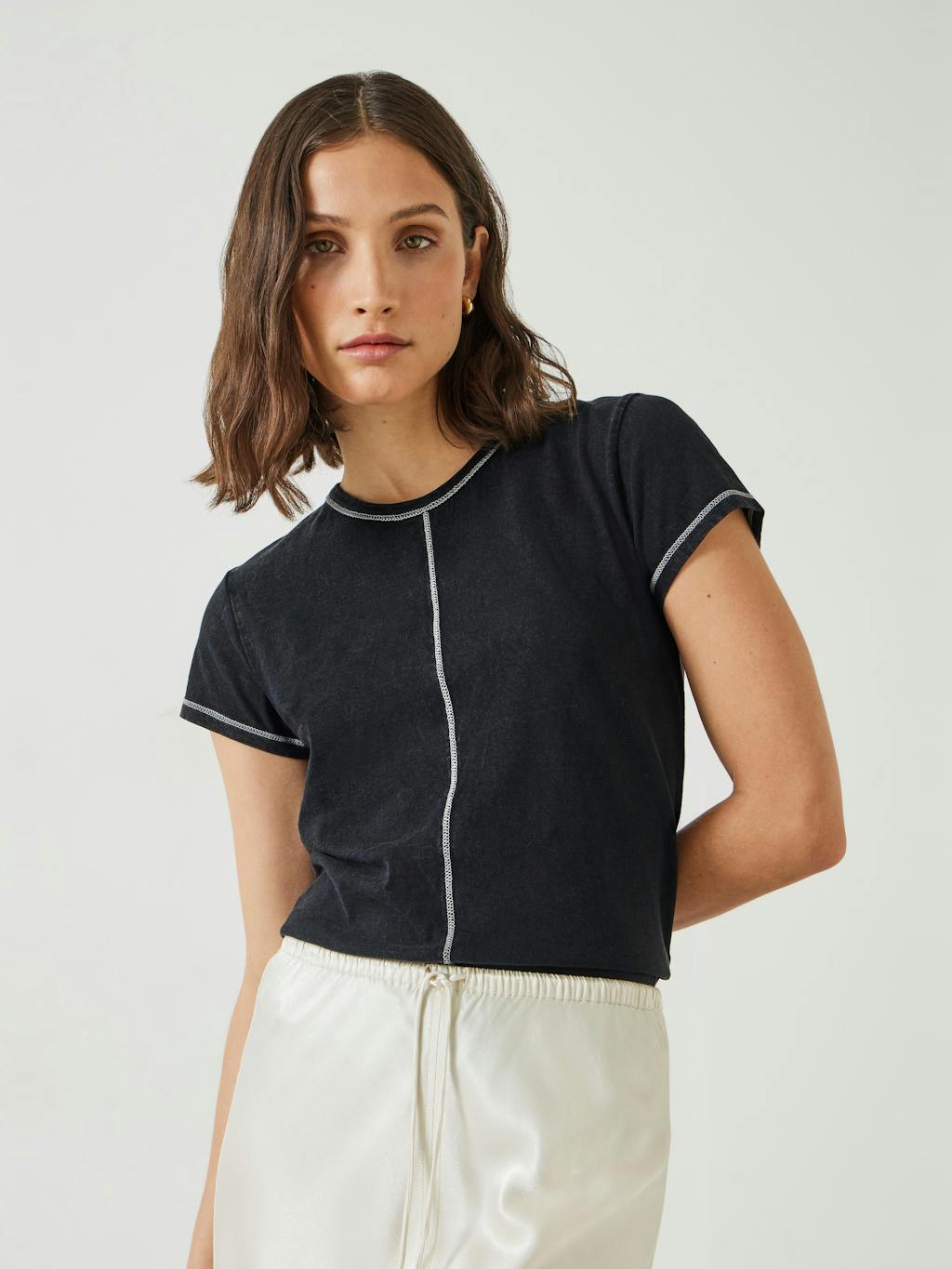 011096-0208-01 Danika Stitch Detail T-Shirt