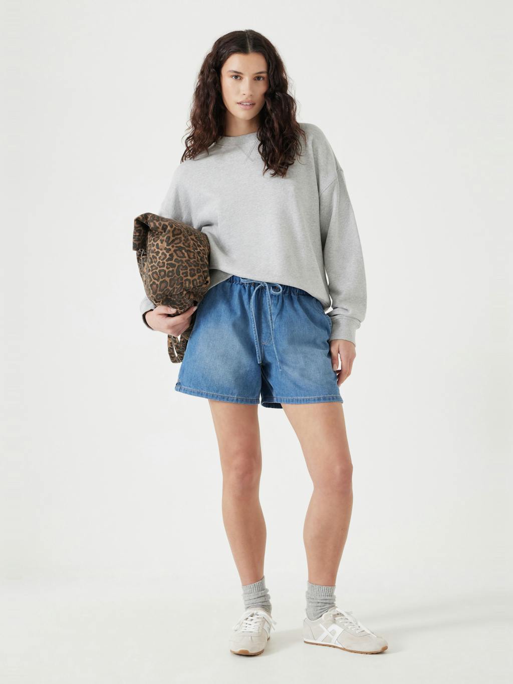 013571-2797-01 Betty Denim Pull On Shorts