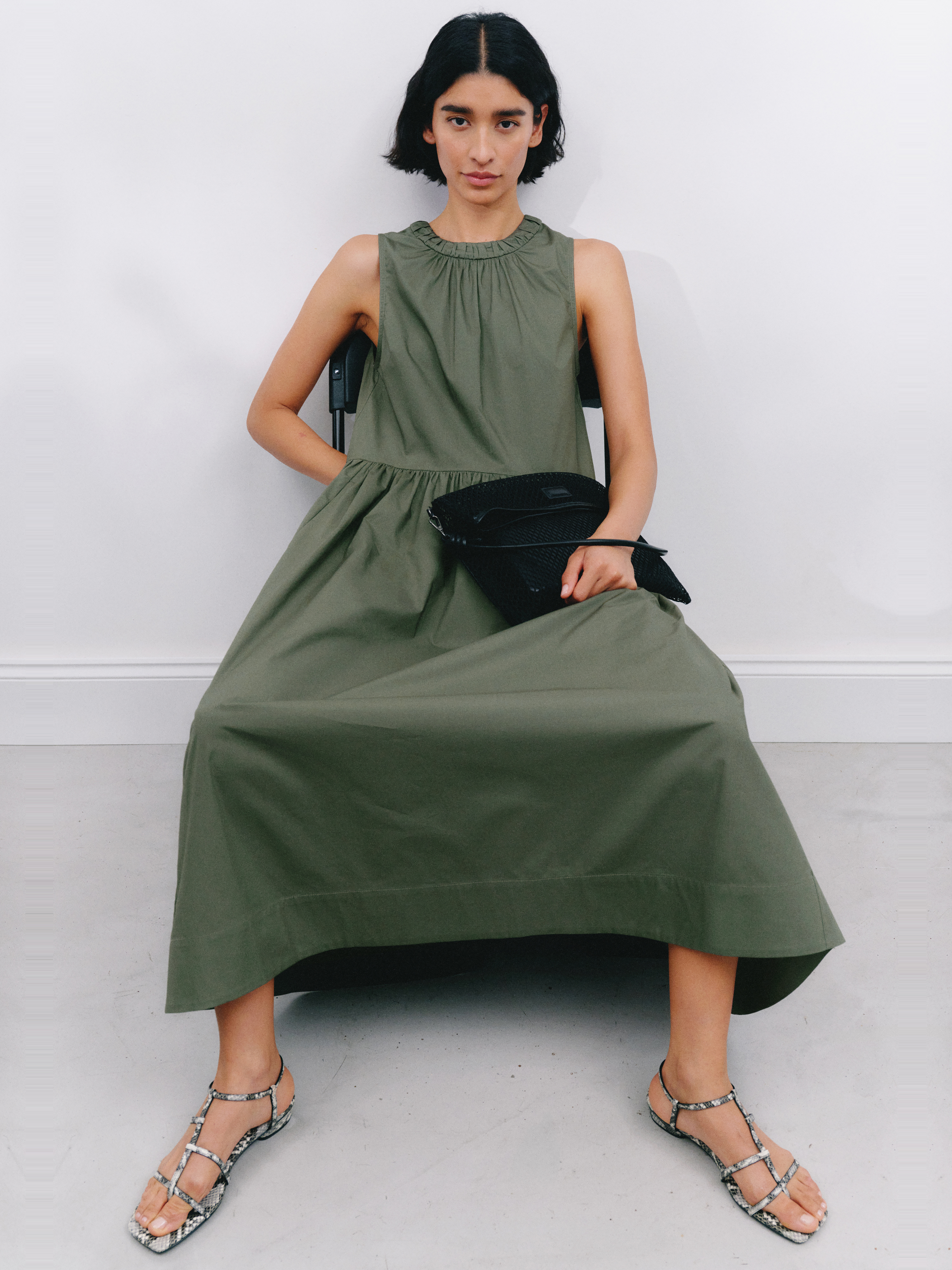 Lightweight Cotton Sleeveless Crew Neck Maxi Dress