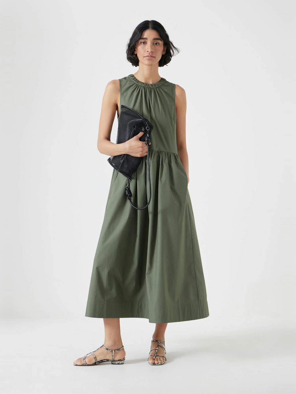 013537-2012-01 Lightweight Cotton Sleeveless Crew Neck Maxi Dress
