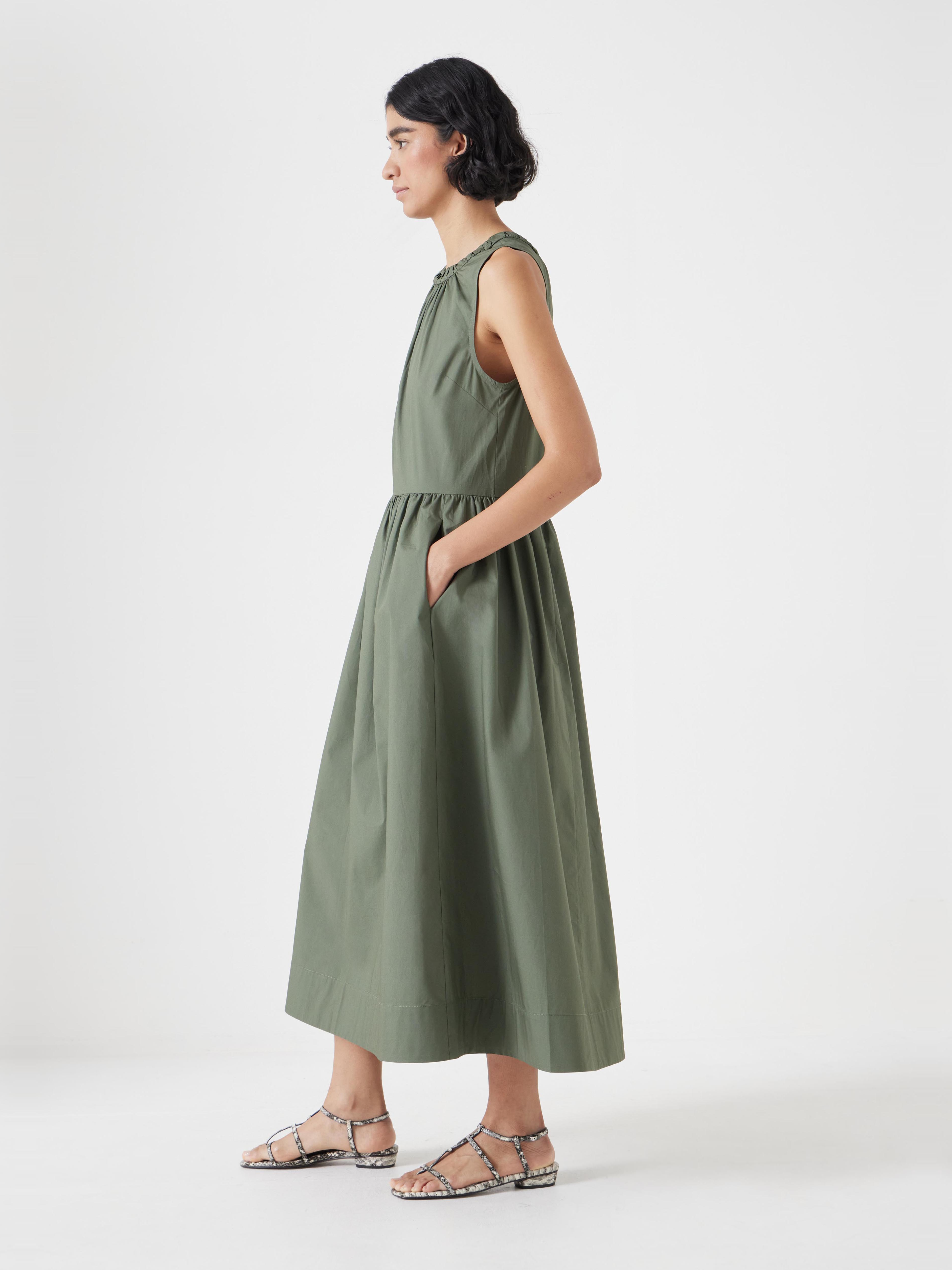 Lightweight Cotton Sleeveless Crew Neck Maxi Dress
