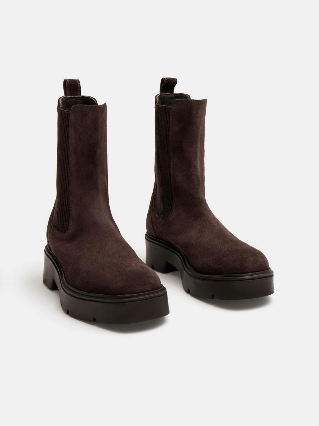 012818-4671-03 Chunky Suede Chelsea Boots