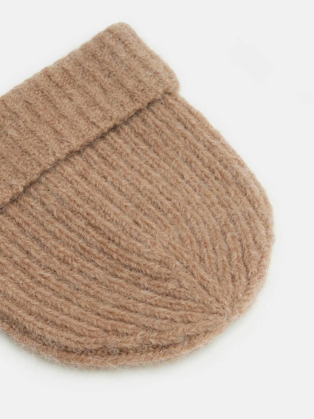 012358-0577-03 Riley Rib Beanie