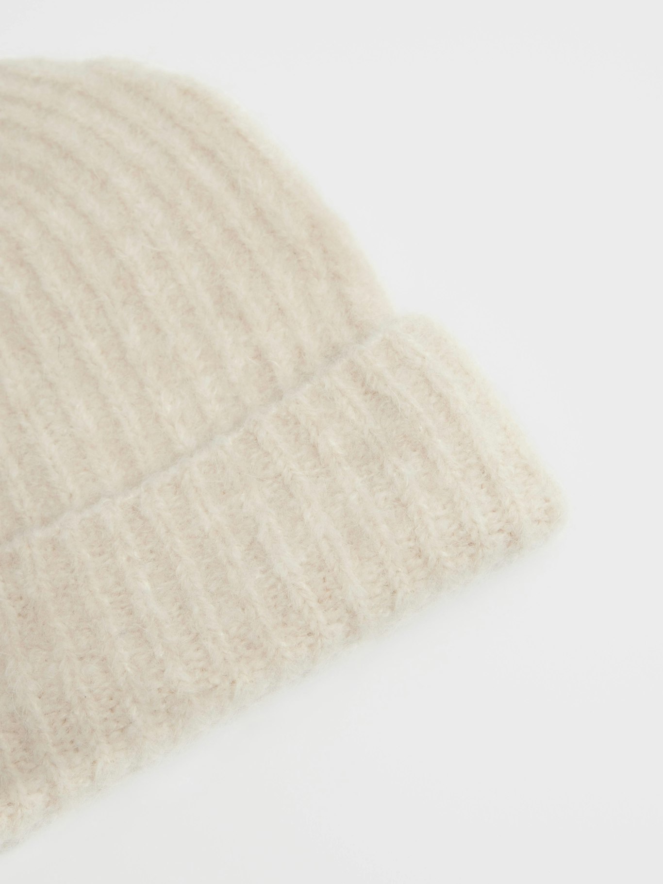 012358-3213-04 Riley Rib Beanie