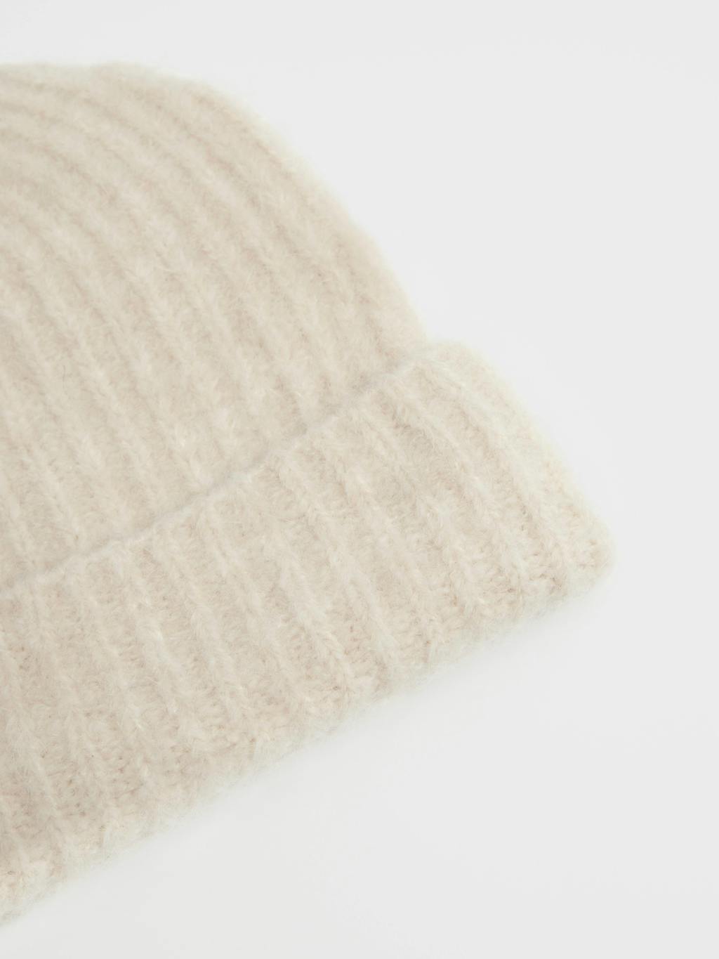 012358-3213-04 Riley Rib Beanie