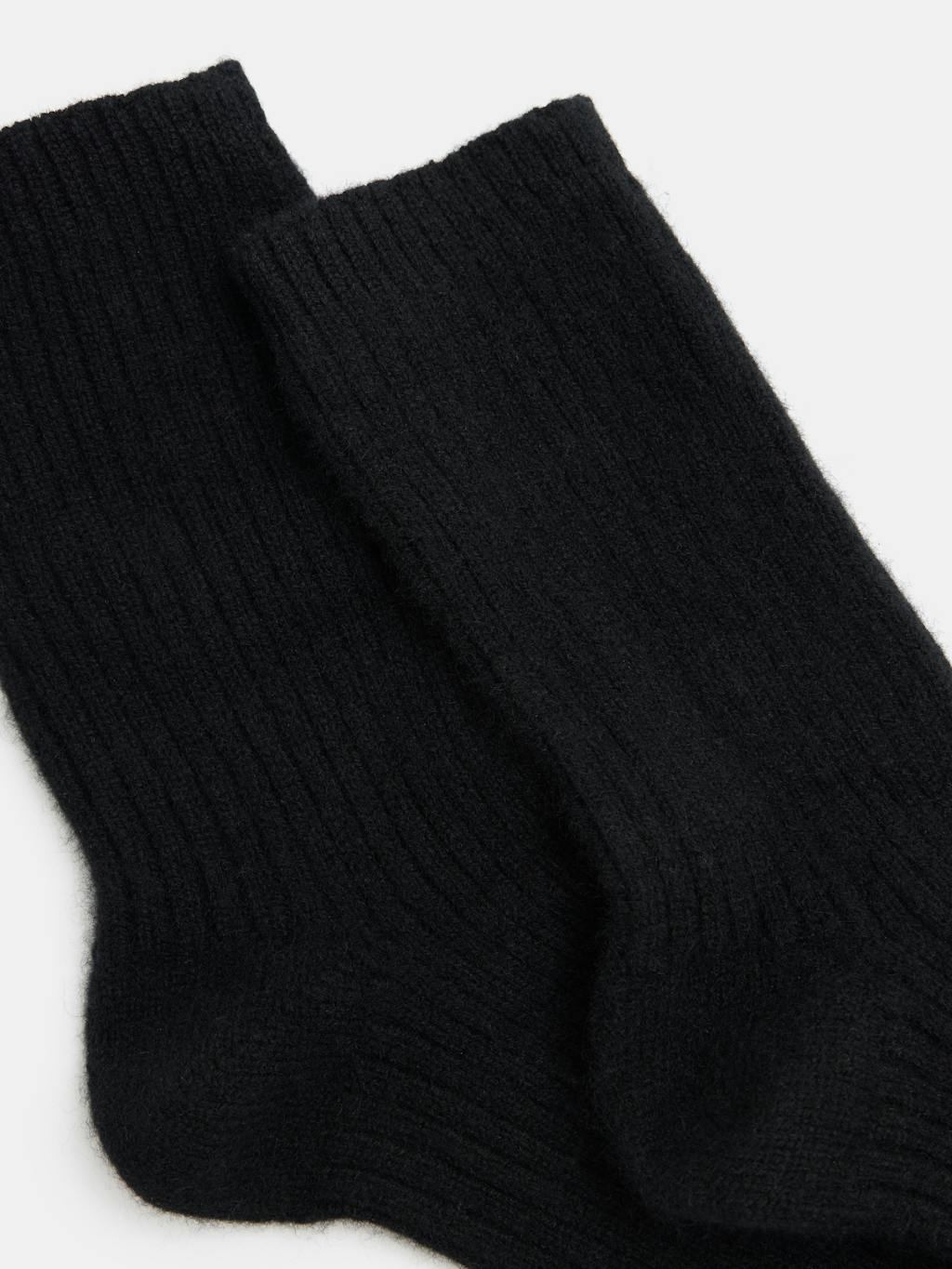 012282-0456-04 Cashmere Socks