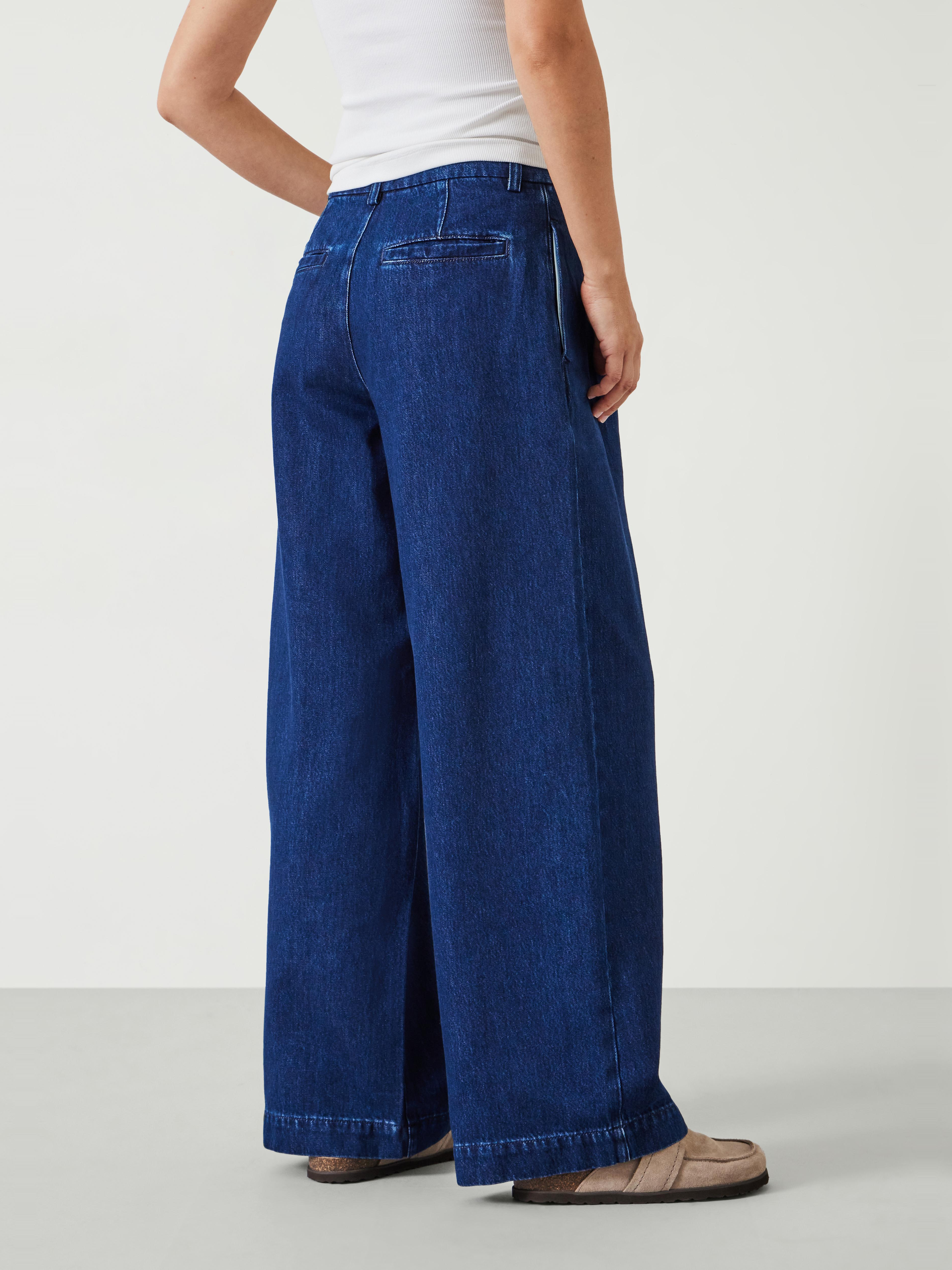 Lya Pleated Wide Leg Jeans