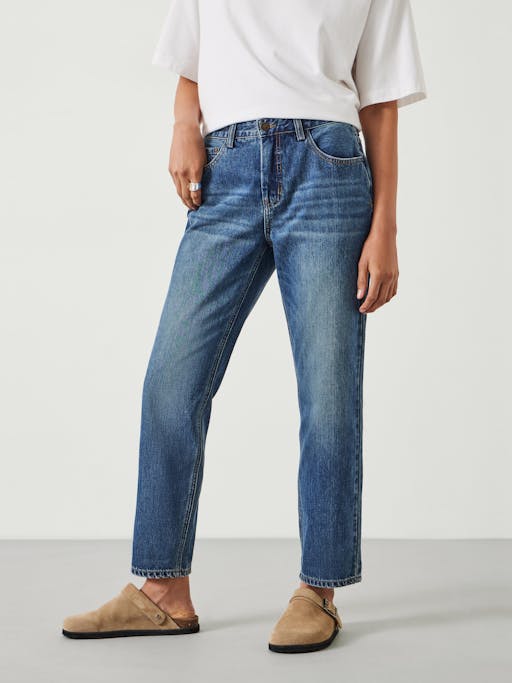 Relaxed Fit Boyfriend Jeans