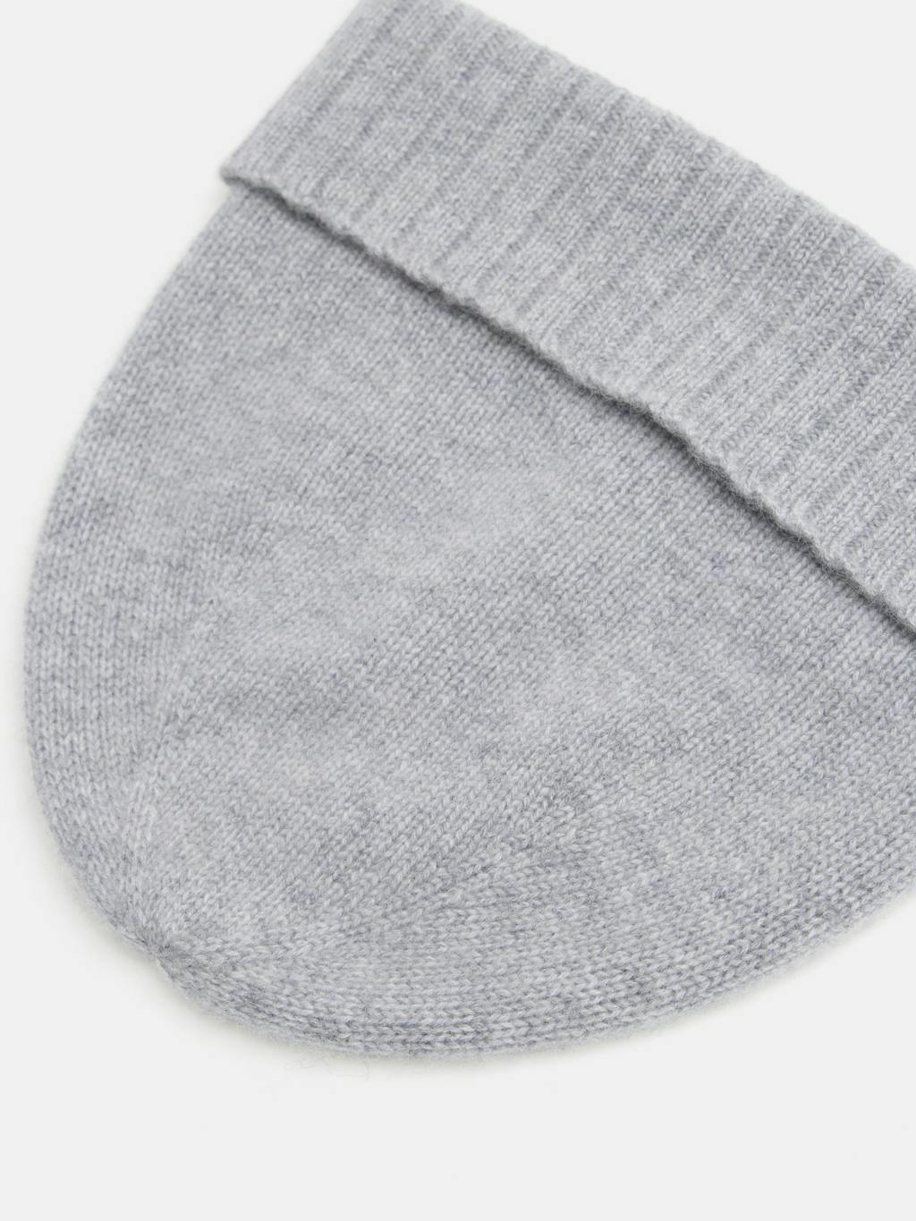 012266-2805-04 Cashmere Beanie