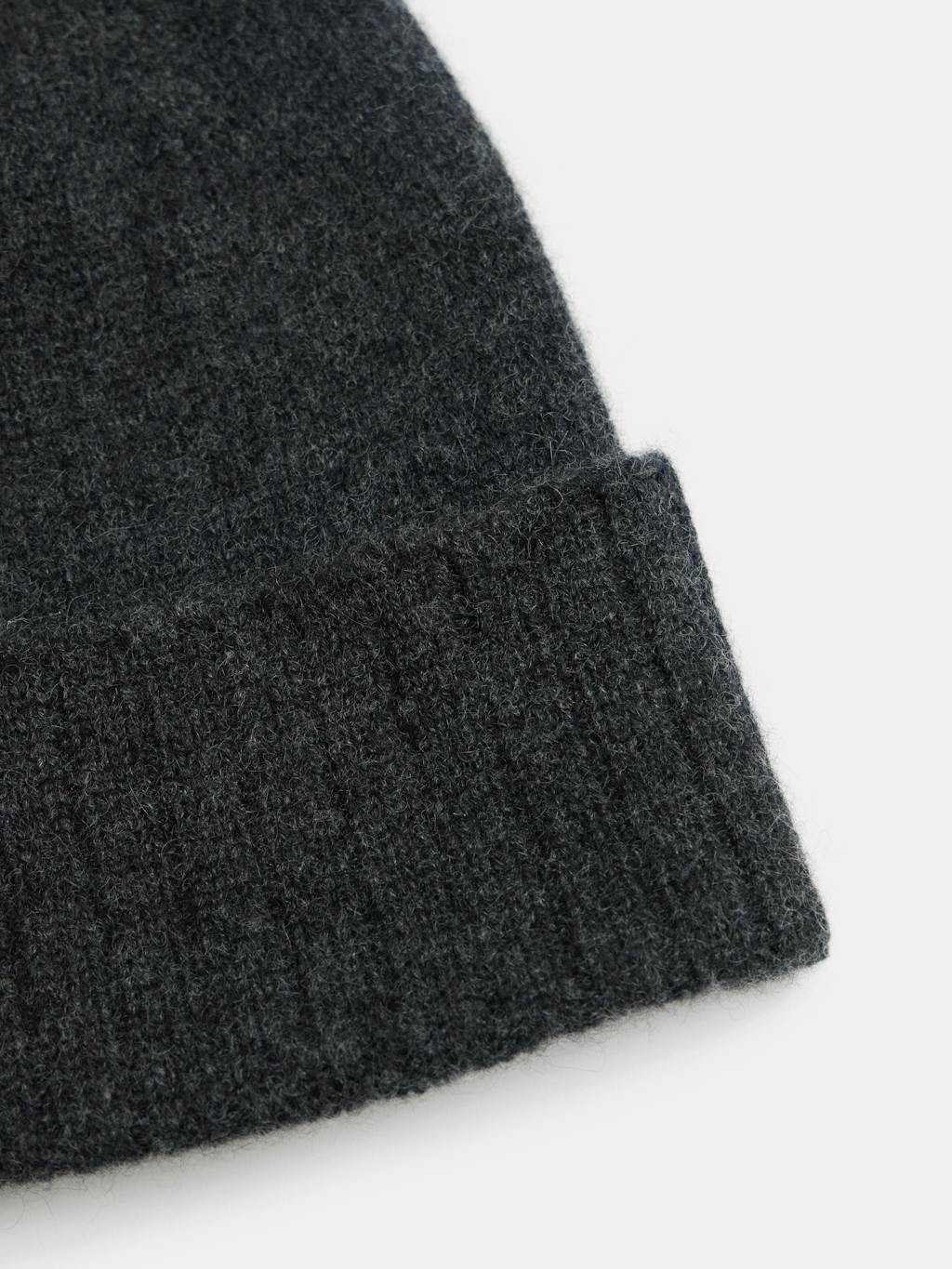 012266-2806-04 Cashmere Beanie