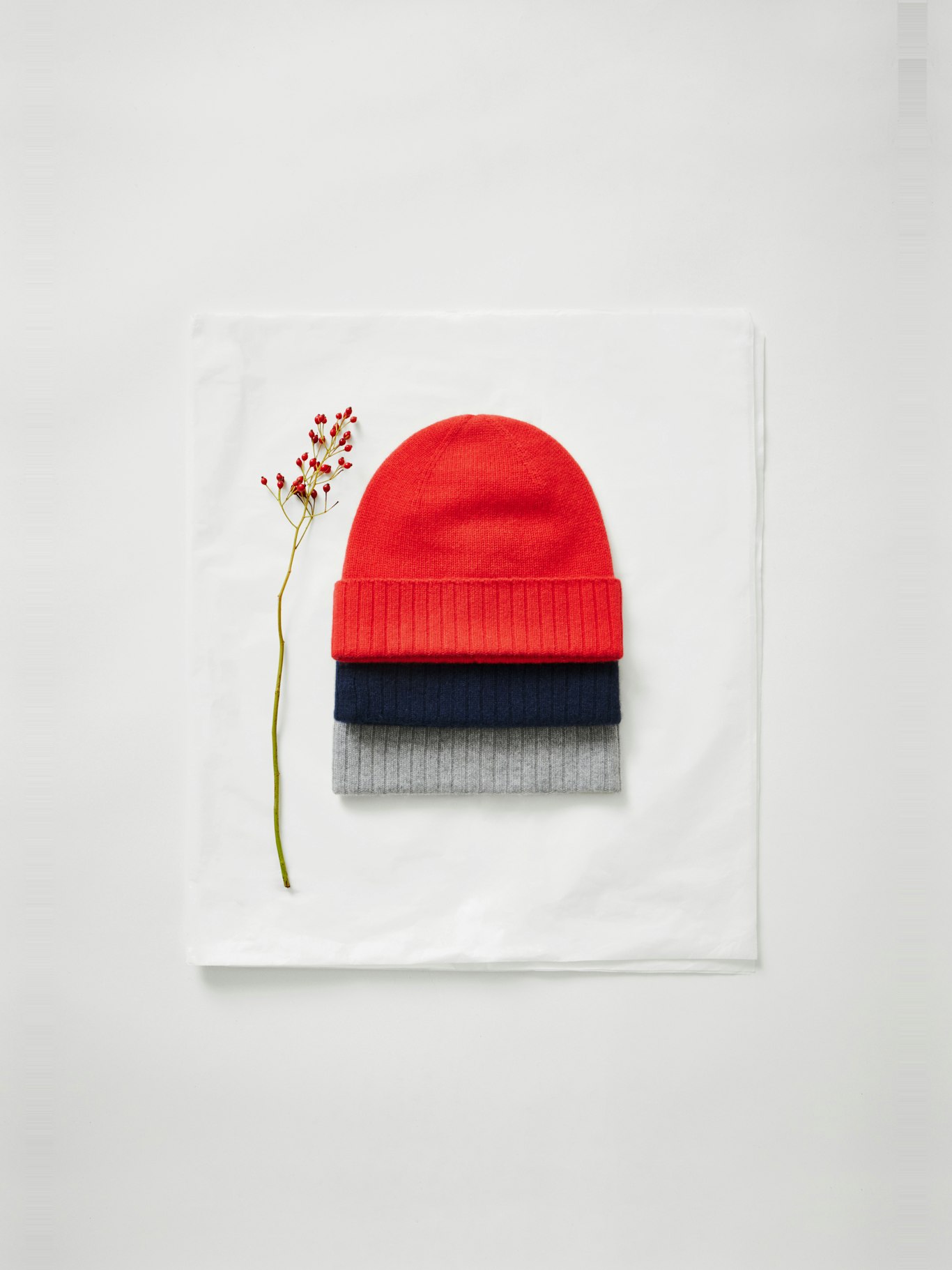 012266-1045-10 Cashmere Beanie