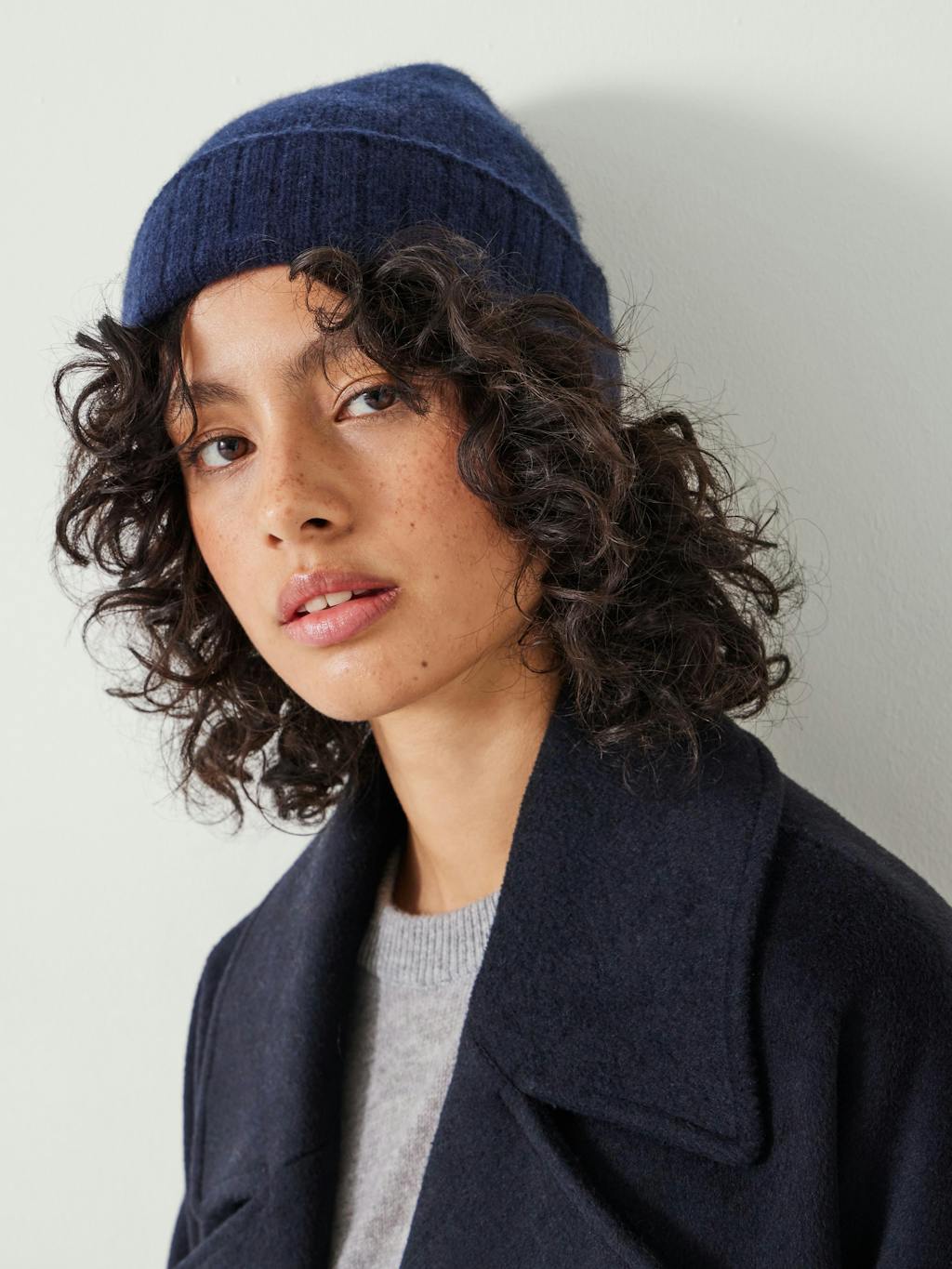 012266-1652-02 Cashmere Beanie