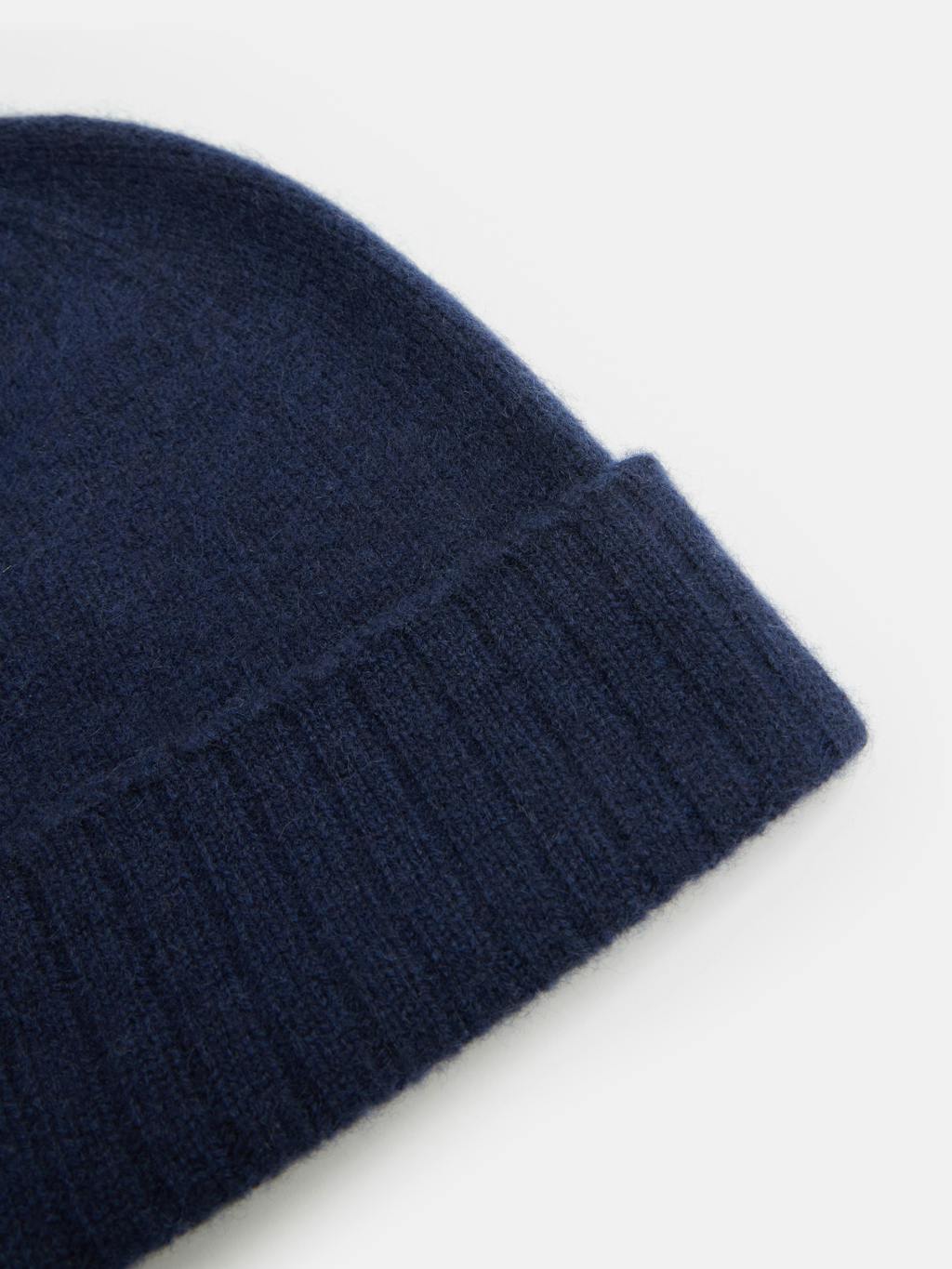 012266-1652-03 Cashmere Beanie