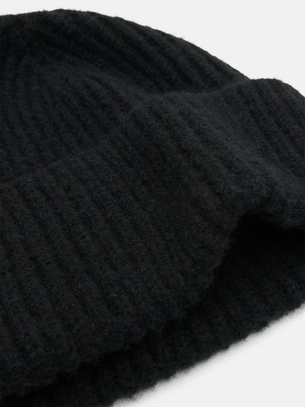 009898-0456-03 Denver Beanie