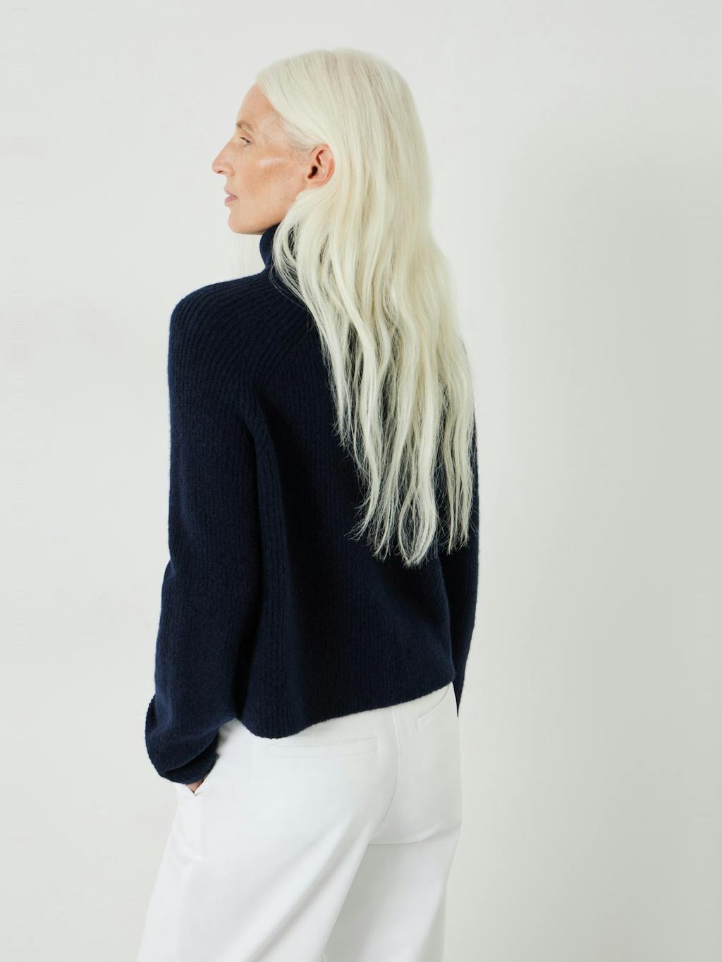 009725-1659-03 Aven Raglan Roll Neck Wool Blend Jumper