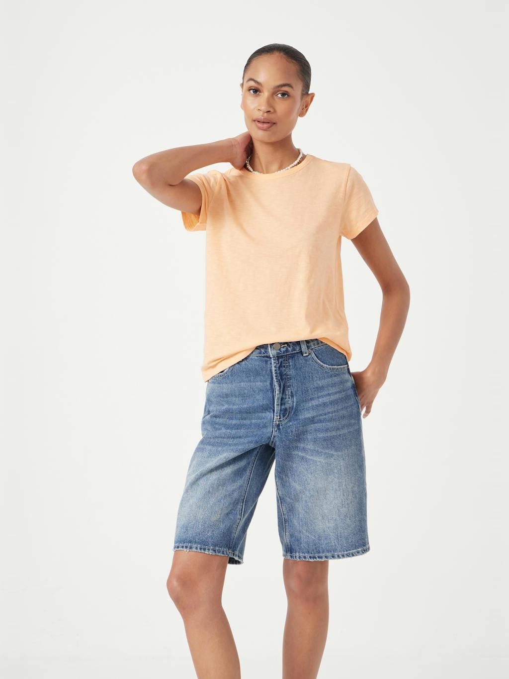 000749-0928-04 Slim Fit Slub Cotton Crew Neck T-Shirt