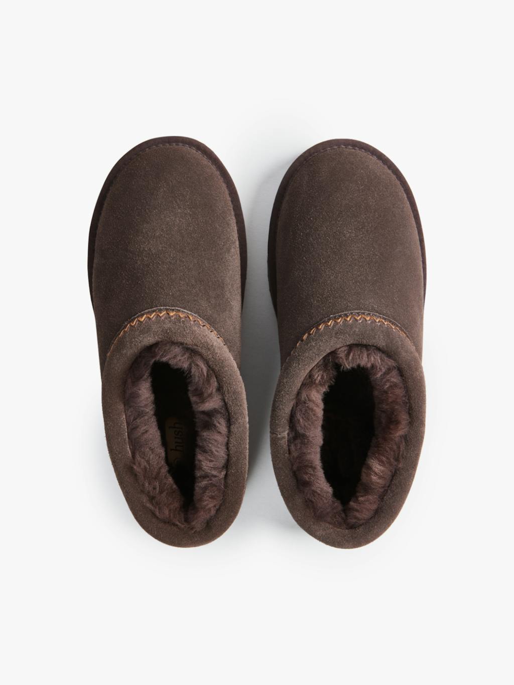 009669-0533-04 Sheepskin Padded Collar Snug Slippers
